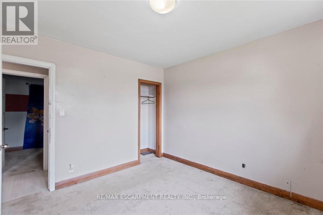 163 Rice Road, Welland, Ontario  L3C 2V7 - Photo 14 - X12208386