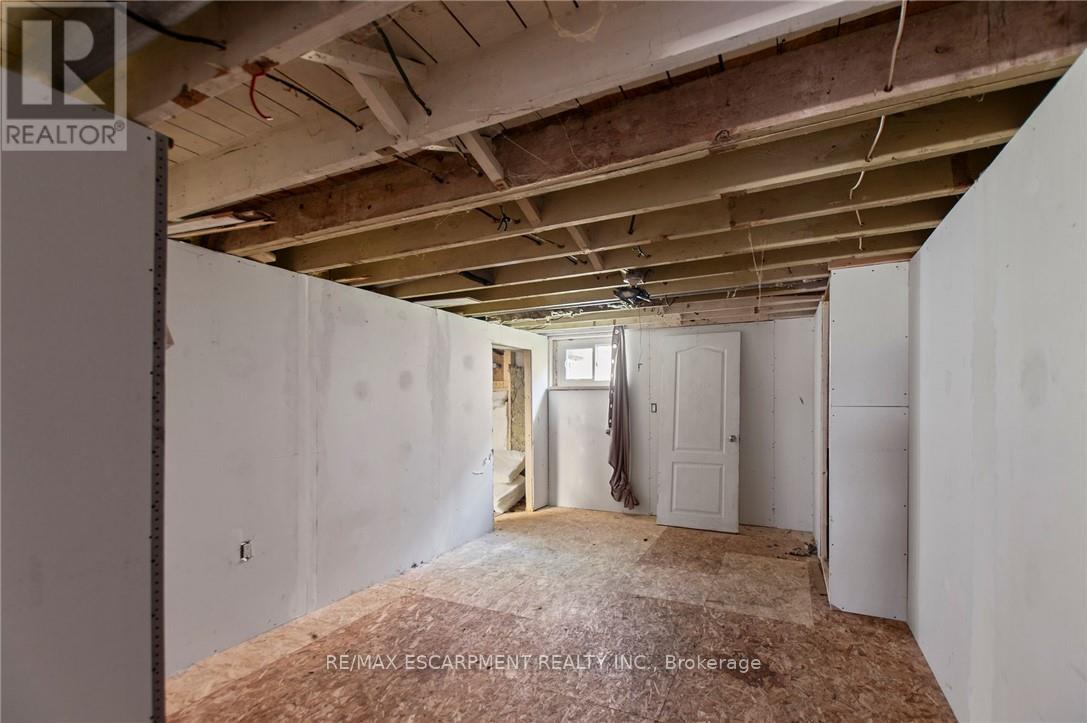 163 Rice Road, Welland, Ontario  L3C 2V7 - Photo 21 - X12208386