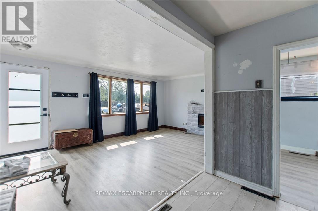 163 Rice Road, Welland, Ontario  L3C 2V7 - Photo 7 - X12208386