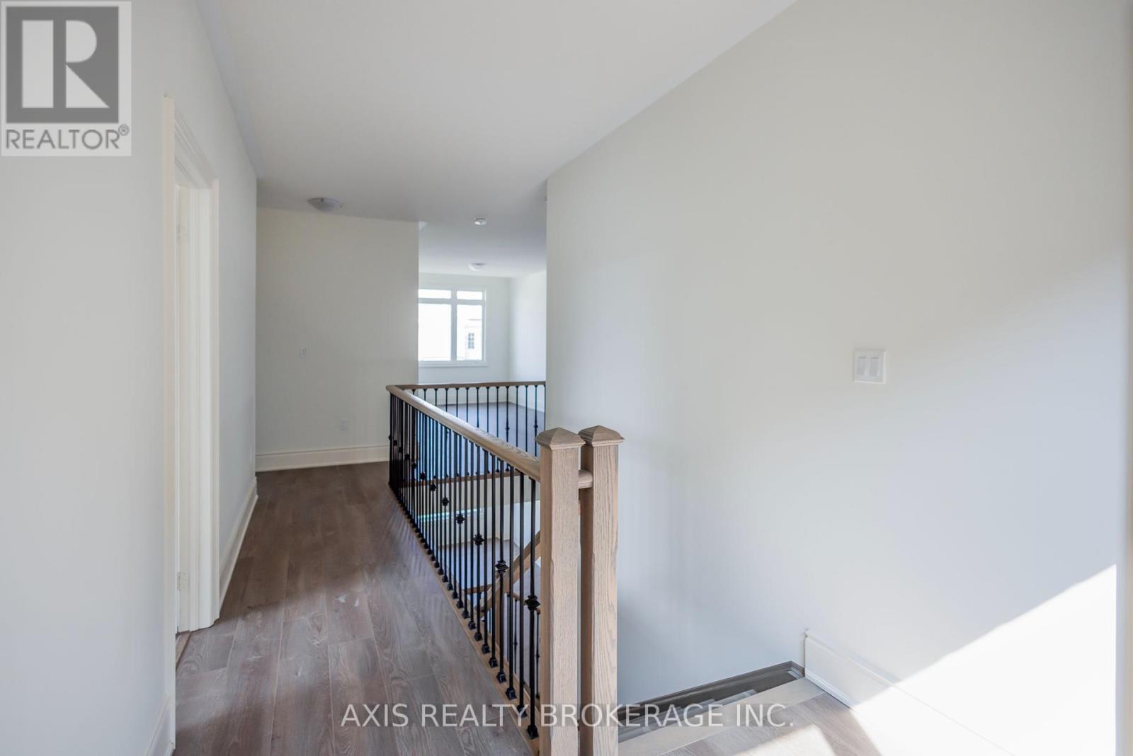 53 Holcomb Terrace, Hamilton, Ontario  L0R 2H1 - Photo 16 - X12208431