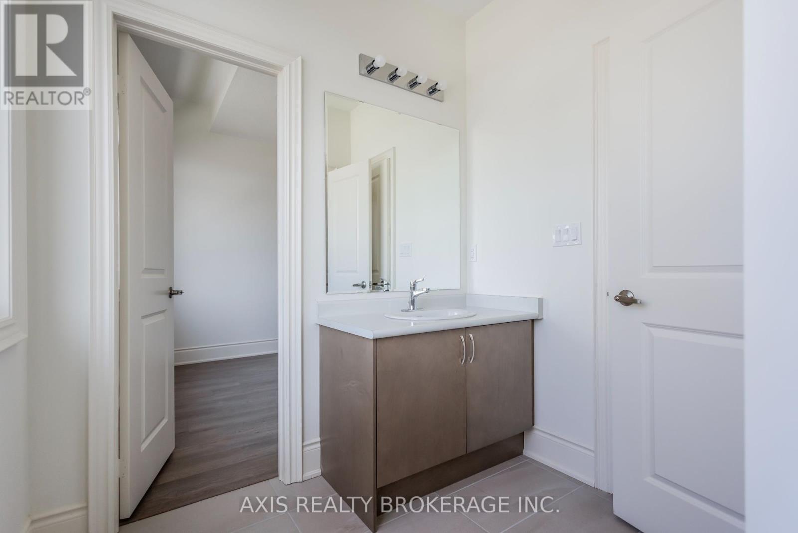 53 Holcomb Terrace, Hamilton, Ontario  L0R 2H1 - Photo 26 - X12208431