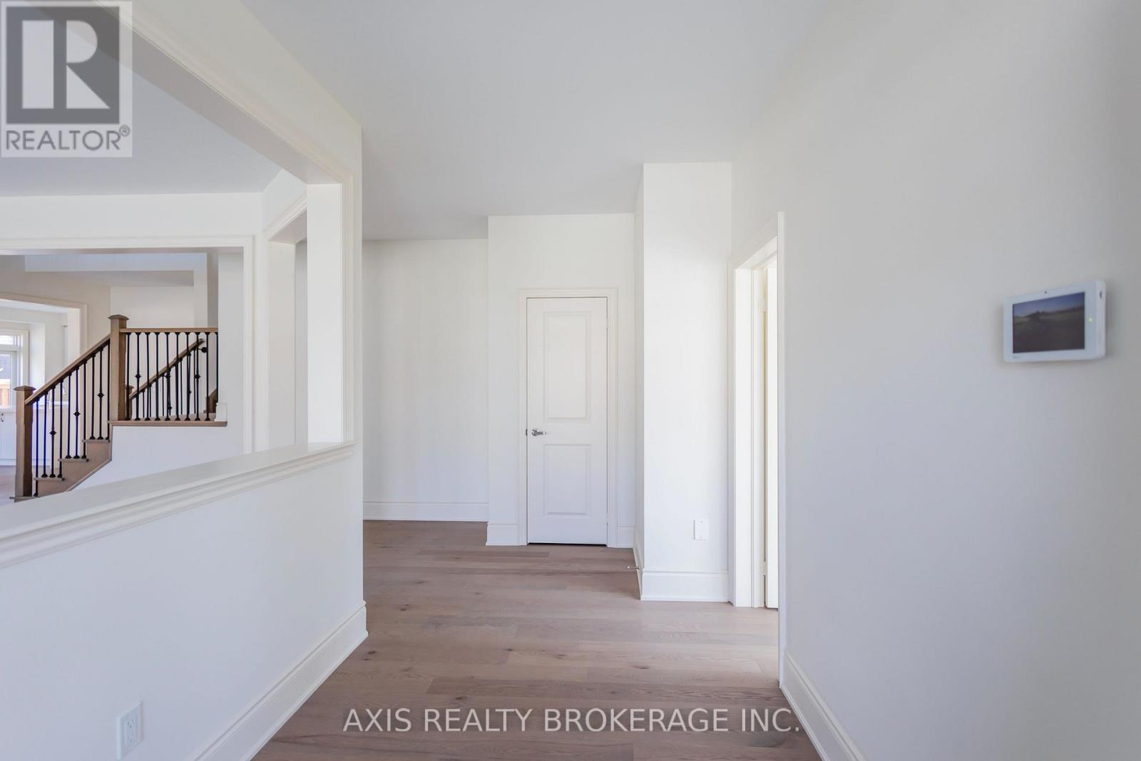53 Holcomb Terrace, Hamilton, Ontario  L0R 2H1 - Photo 4 - X12208431