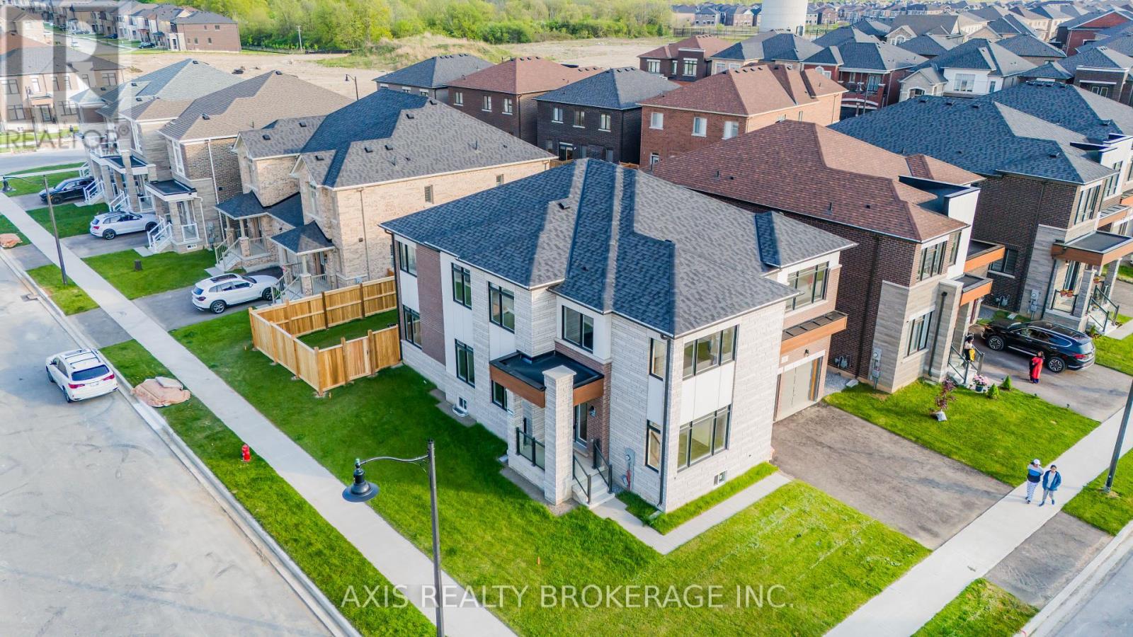 53 Holcomb Terrace, Hamilton, Ontario  L0R 2H1 - Photo 40 - X12208431