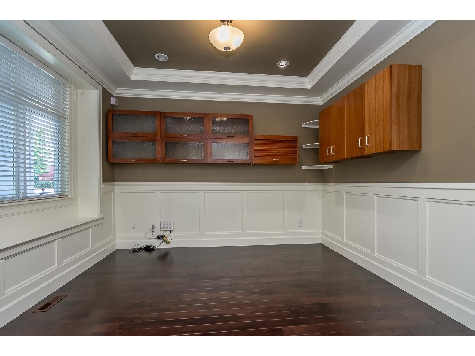 6844 195a Street, Surrey, British Columbia  V4N 5Z7 - Photo 4 - R3012808