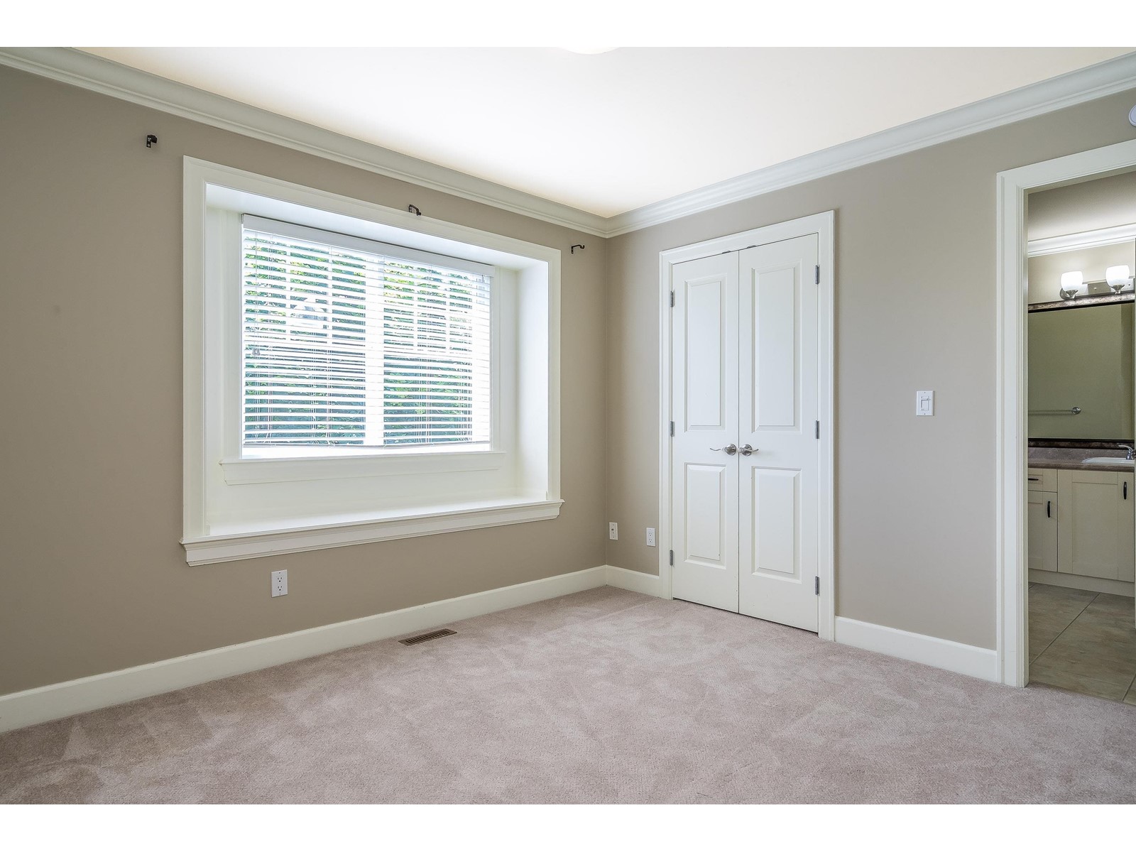 6844 195a Street, Surrey, British Columbia  V4N 5Z7 - Photo 17 - R3012808