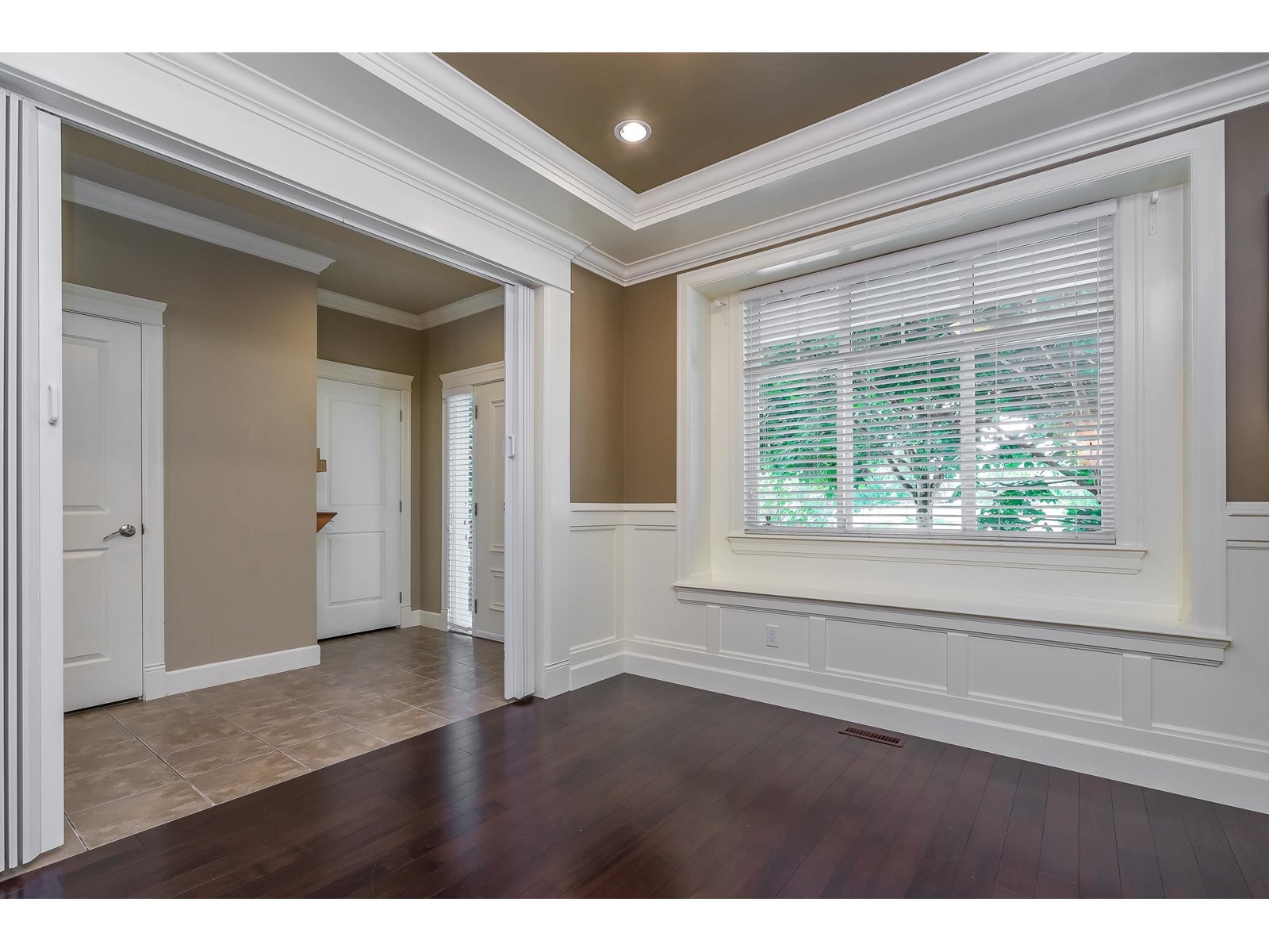 6844 195a Street, Surrey, British Columbia  V4N 5Z7 - Photo 5 - R3012808