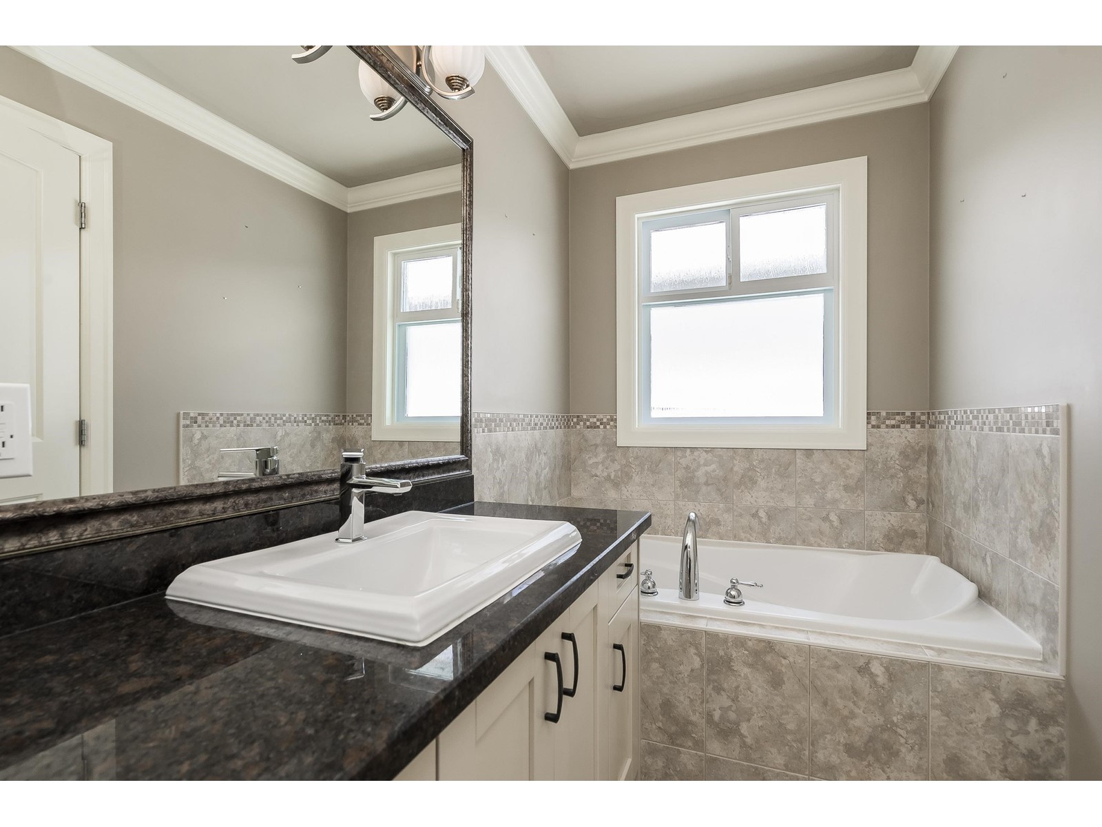 6844 195a Street, Surrey, British Columbia  V4N 5Z7 - Photo 25 - R3012808