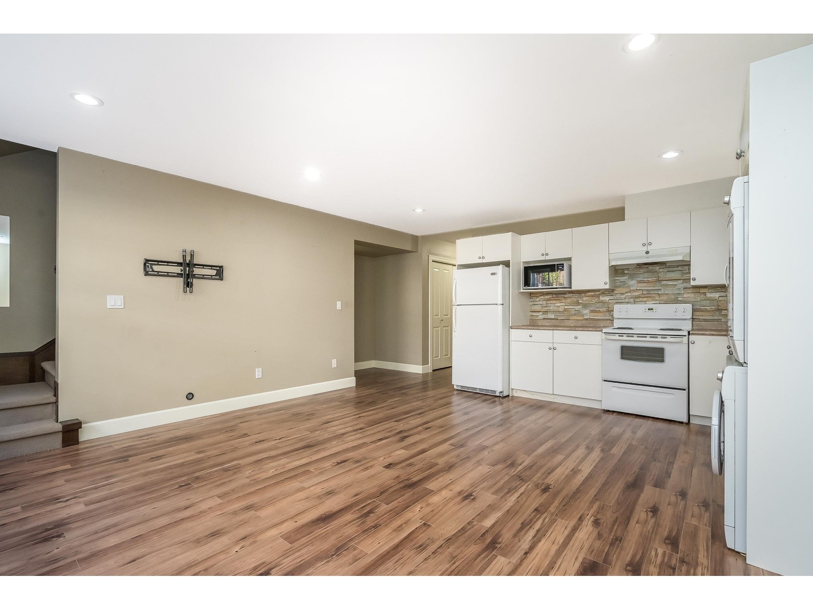 6844 195a Street, Surrey, British Columbia  V4N 5Z7 - Photo 28 - R3012808