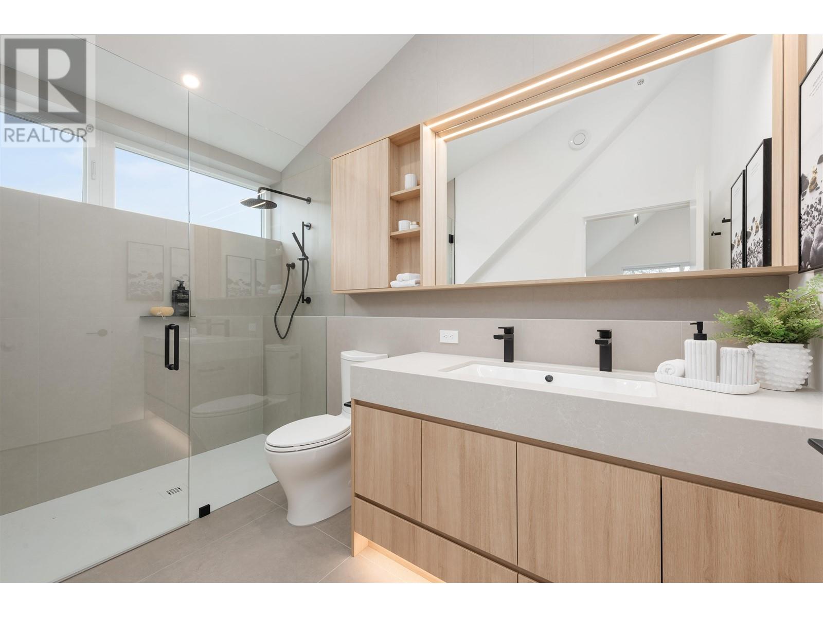 1 3151 W 10th Avenue, Vancouver, British Columbia  V6K 2L1 - Photo 15 - R3013410