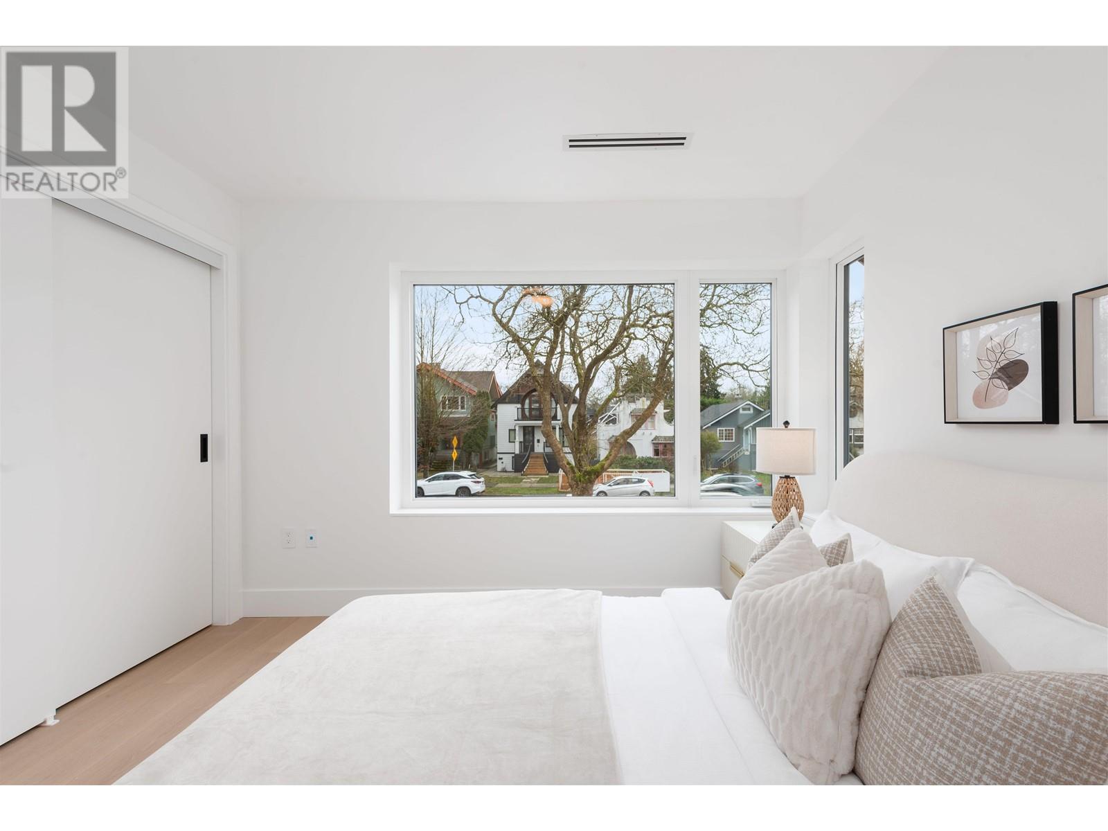 1 3151 W 10th Avenue, Vancouver, British Columbia  V6K 2L1 - Photo 17 - R3013410