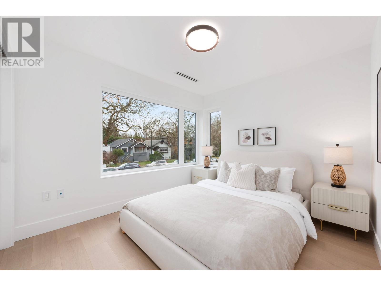 1 3151 W 10th Avenue, Vancouver, British Columbia  V6K 2L1 - Photo 18 - R3013410