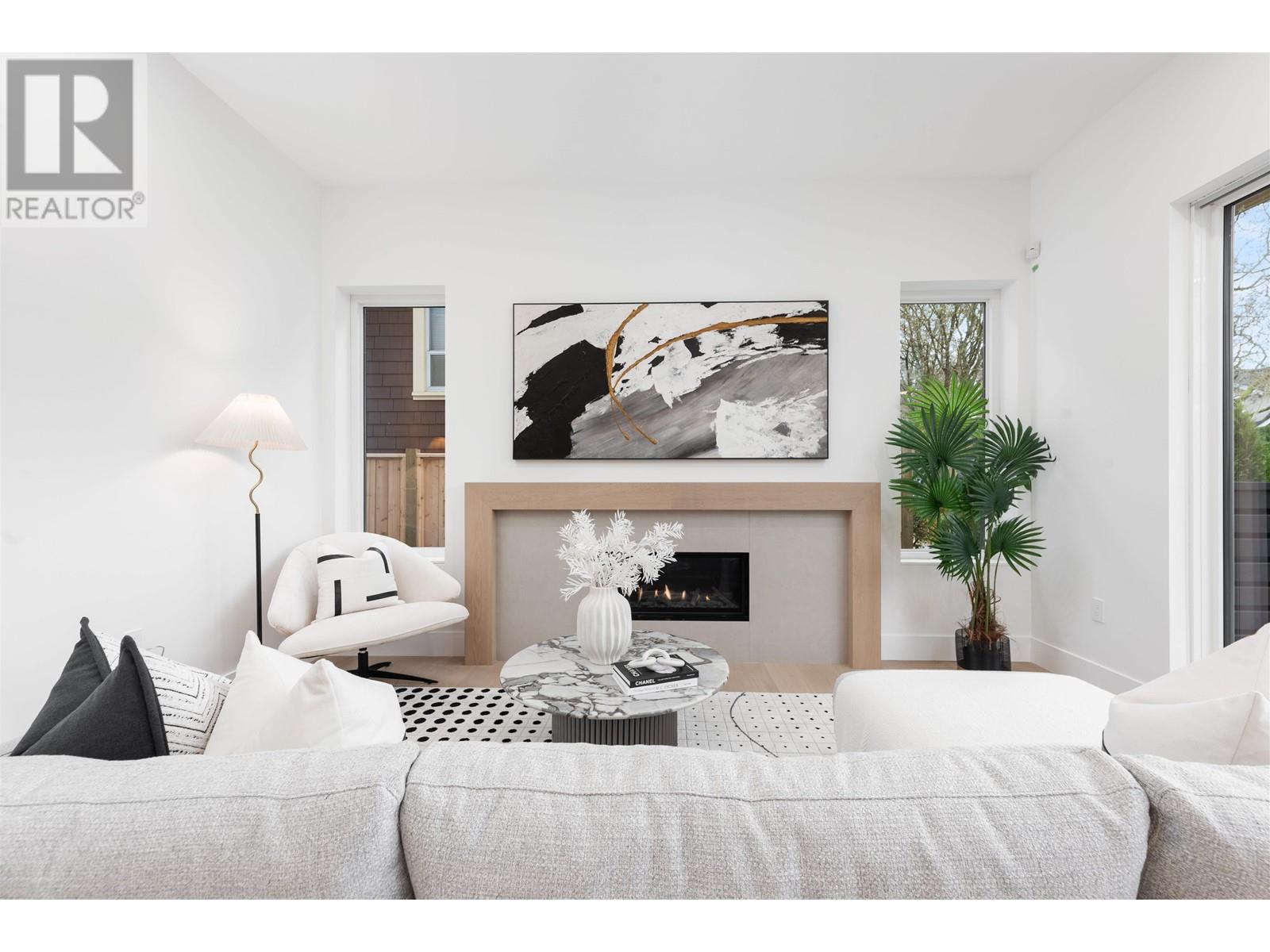 1 3151 W 10th Avenue, Vancouver, British Columbia  V6K 2L1 - Photo 6 - R3013410