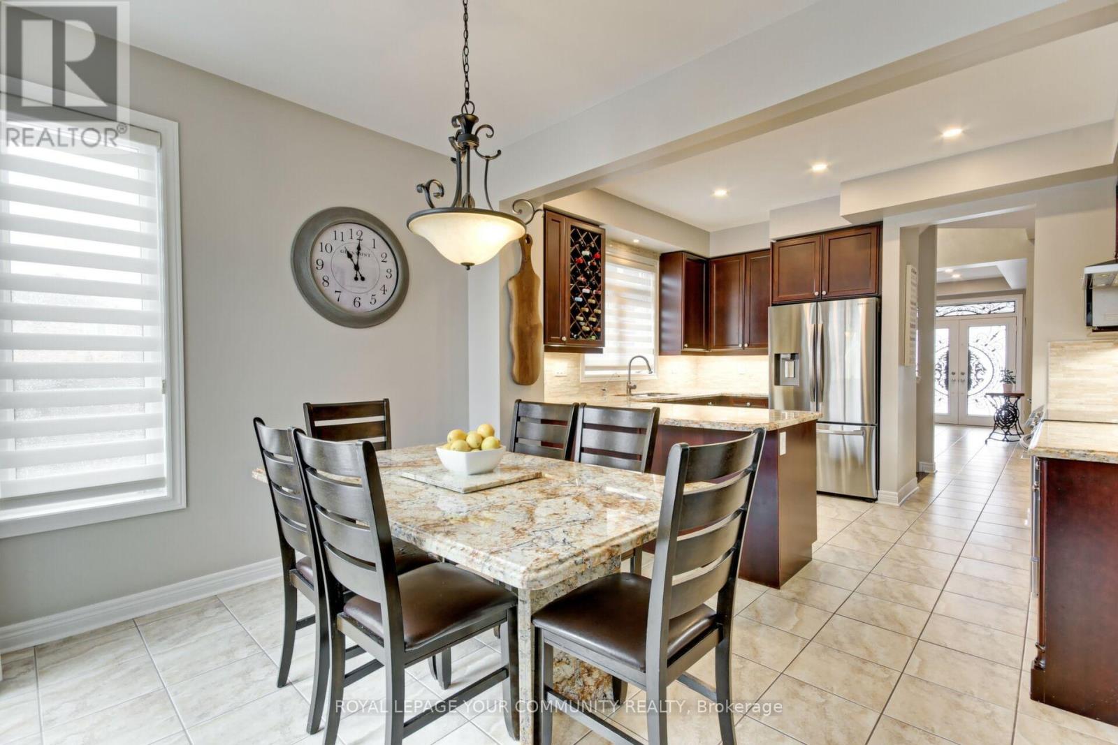 63 Cousteau Drive, Bradford West Gwillimbury, Ontario  L3Z 0H8 - Photo 13 - N12145909