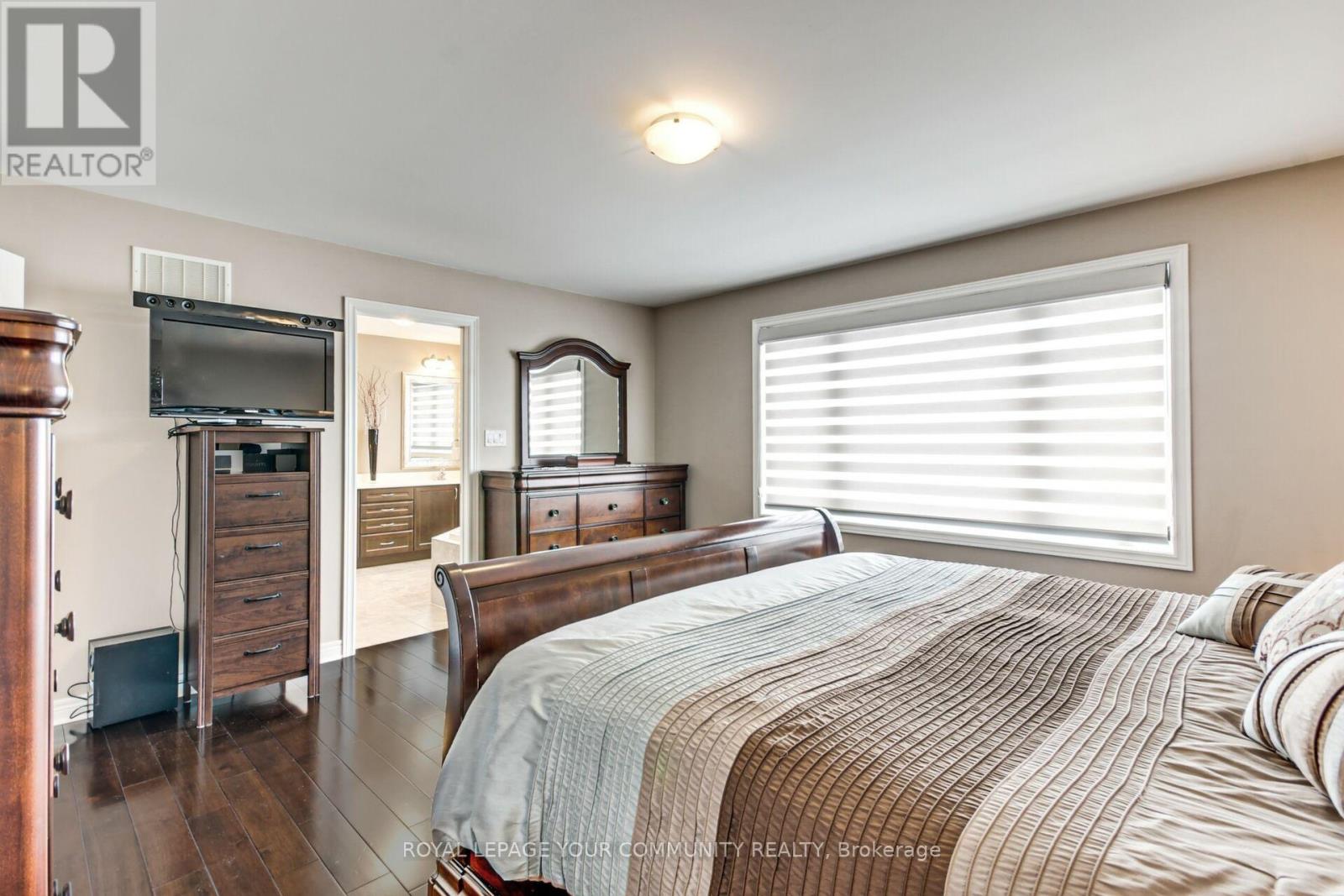 63 Cousteau Drive, Bradford West Gwillimbury (Bradford), Ontario  L3Z 0H8 - Photo 32 - N12145909