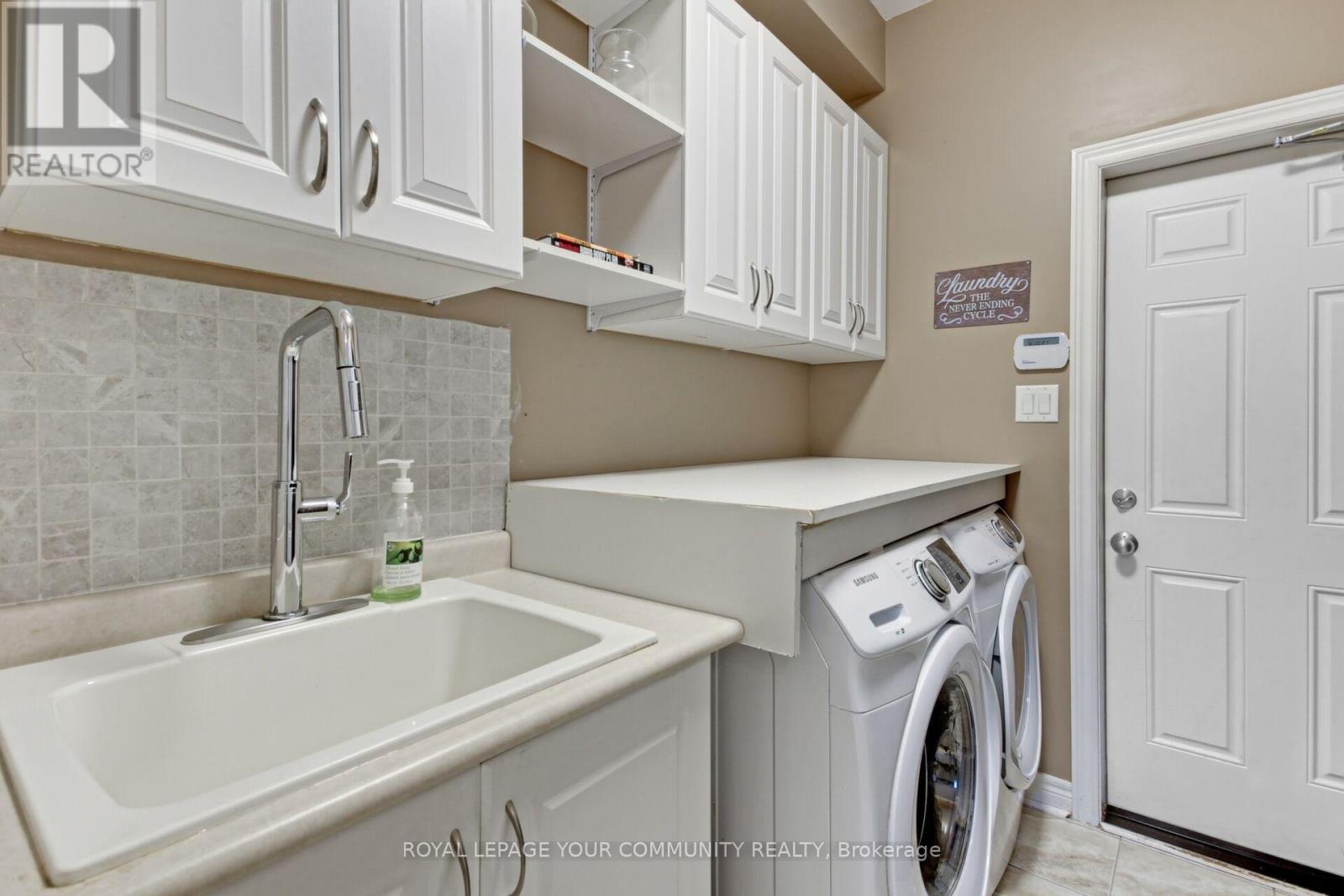 63 Cousteau Drive, Bradford West Gwillimbury, Ontario  L3Z 0H8 - Photo 23 - N12145909