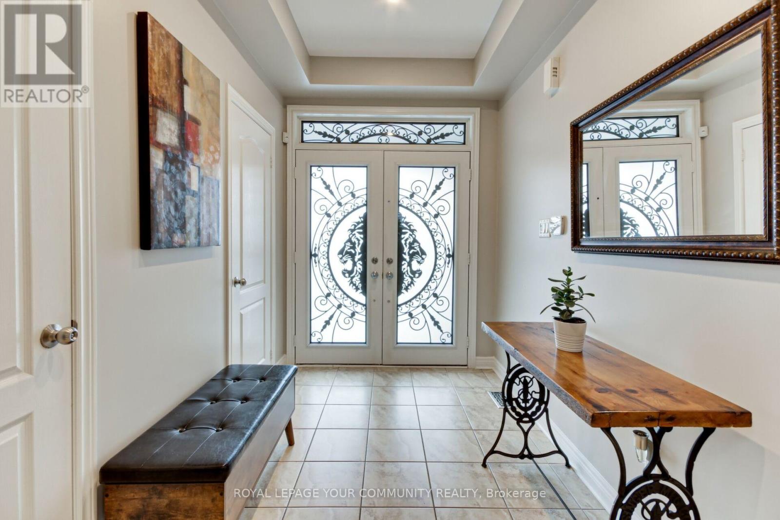 63 Cousteau Drive, Bradford West Gwillimbury, Ontario  L3Z 0H8 - Photo 4 - N12145909