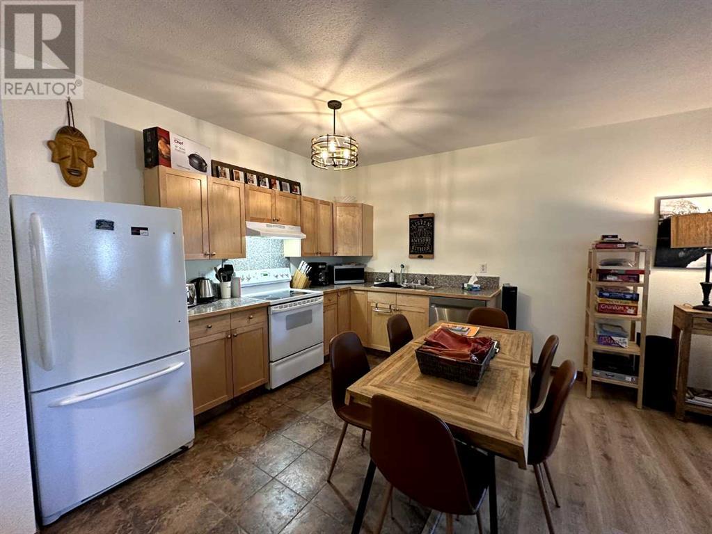 Property at 4, 12331 20 Avenue image 4