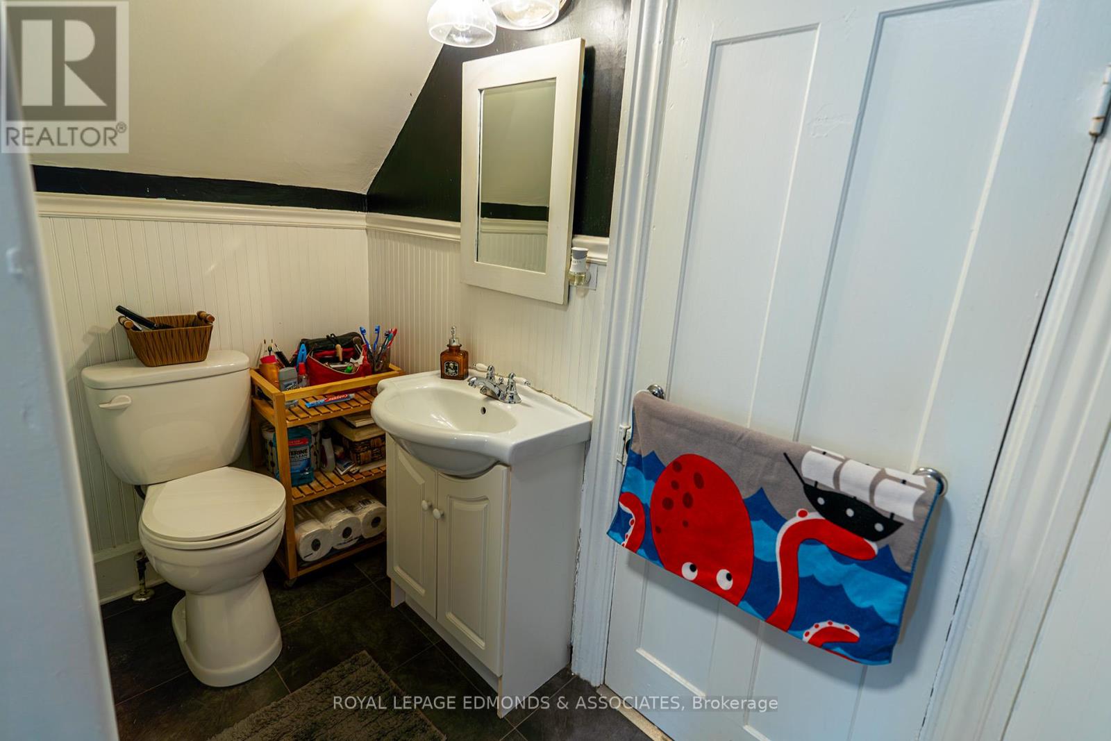 57 Lochiel Street S, Renfrew, Ontario  K7V 1W4 - Photo 25 - X12208460