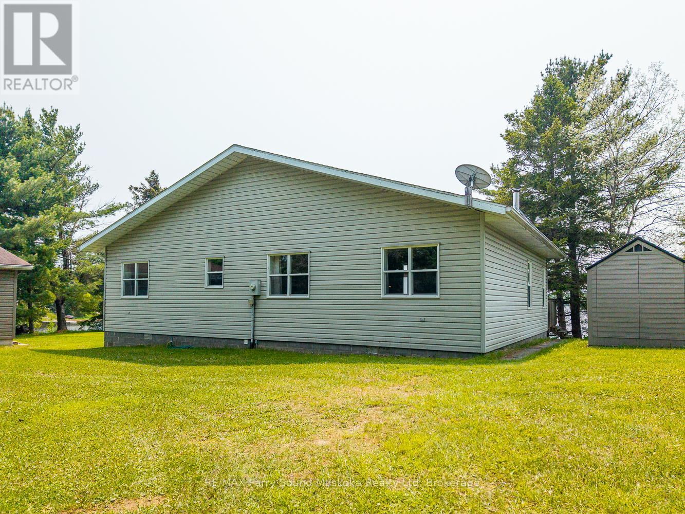 9 Nickles Cove Road, Whitestone, Ontario  P0A 1G0 - Photo 8 - X12208459