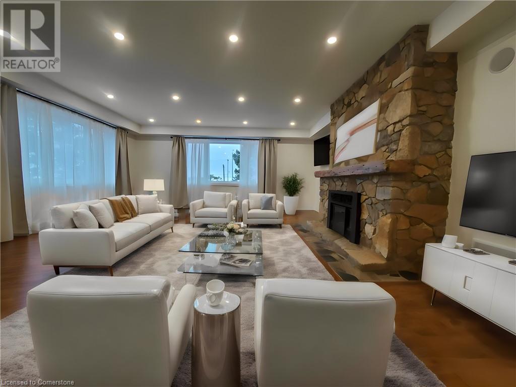 2019 Dundas Street, Burlington, Ontario  L7P 0S8 - Photo 9 - 40694527