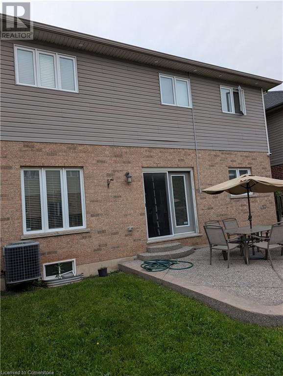 11 Saybrook Garden, Stoney Creek, Ontario  L8E 0B6 - Photo 7 - 40735572