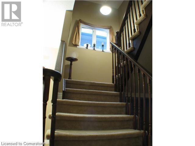 11 Saybrook Garden, Stoney Creek, Ontario  L8E 0B6 - Photo 2 - 40735572