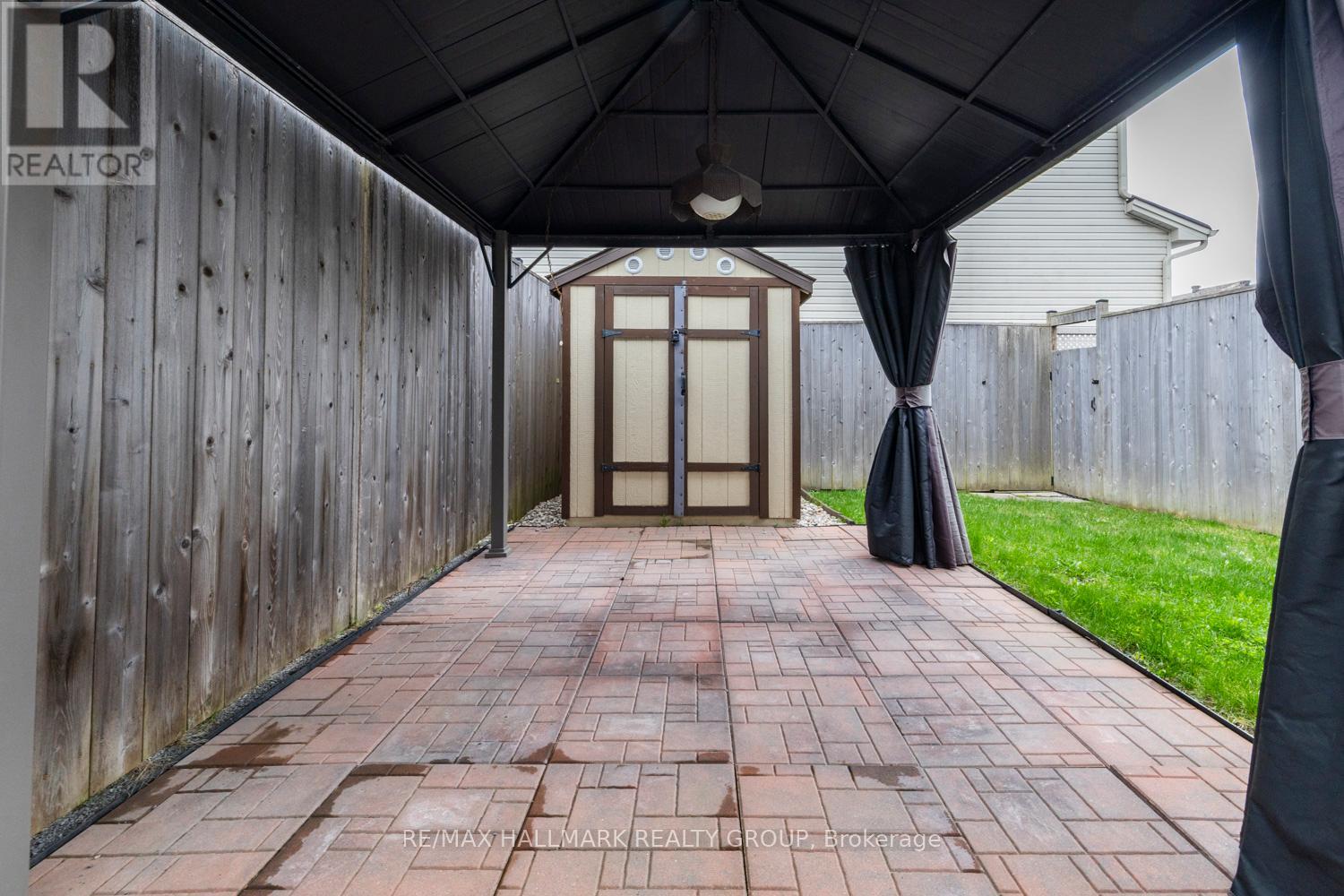 202 Waymark Crescent, Ottawa, Ontario  K2M 0A6 - Photo 31 - X12208470