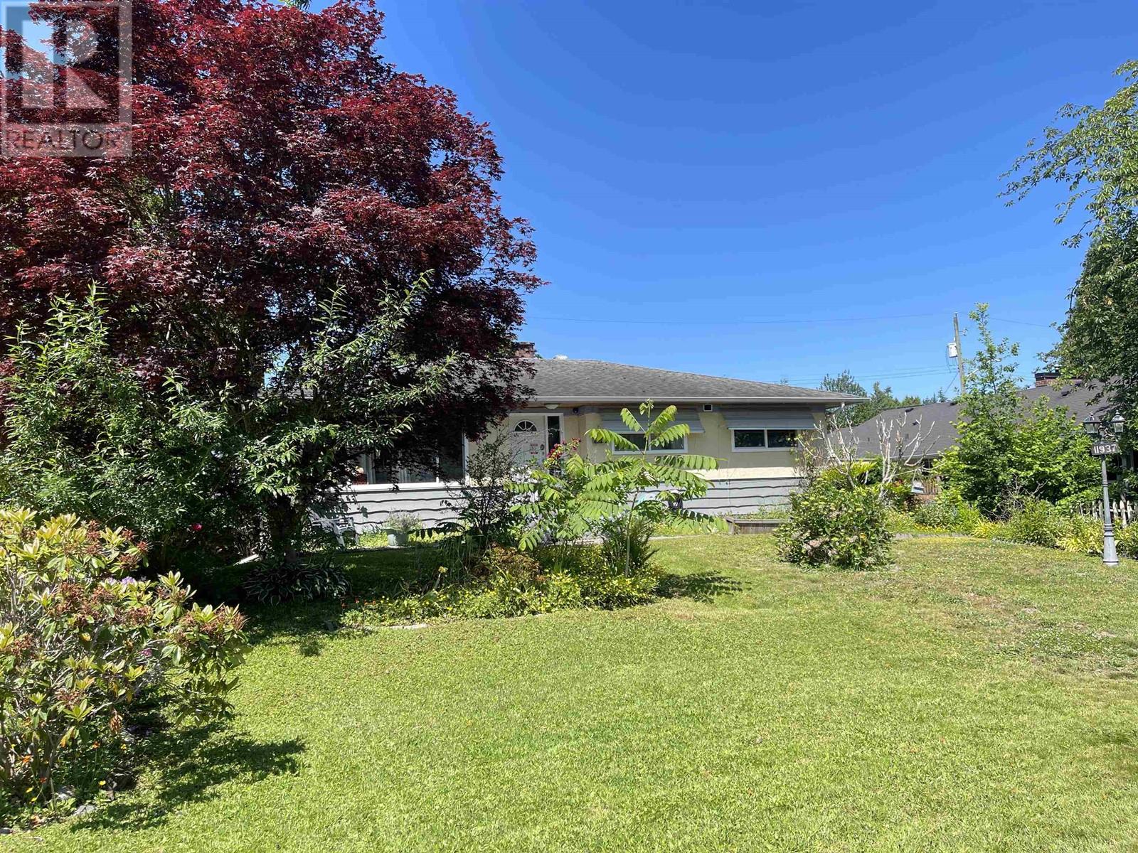 11937 220 Street, Maple Ridge, British Columbia  V2X 5R3 - Photo 2 - R3013298