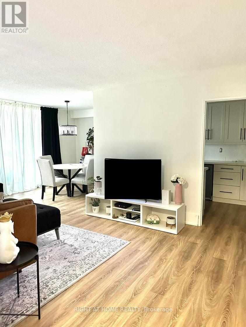 1012 - 177 Linus Road, Toronto, Ontario  M2J 4S5 - Photo 6 - C12208463