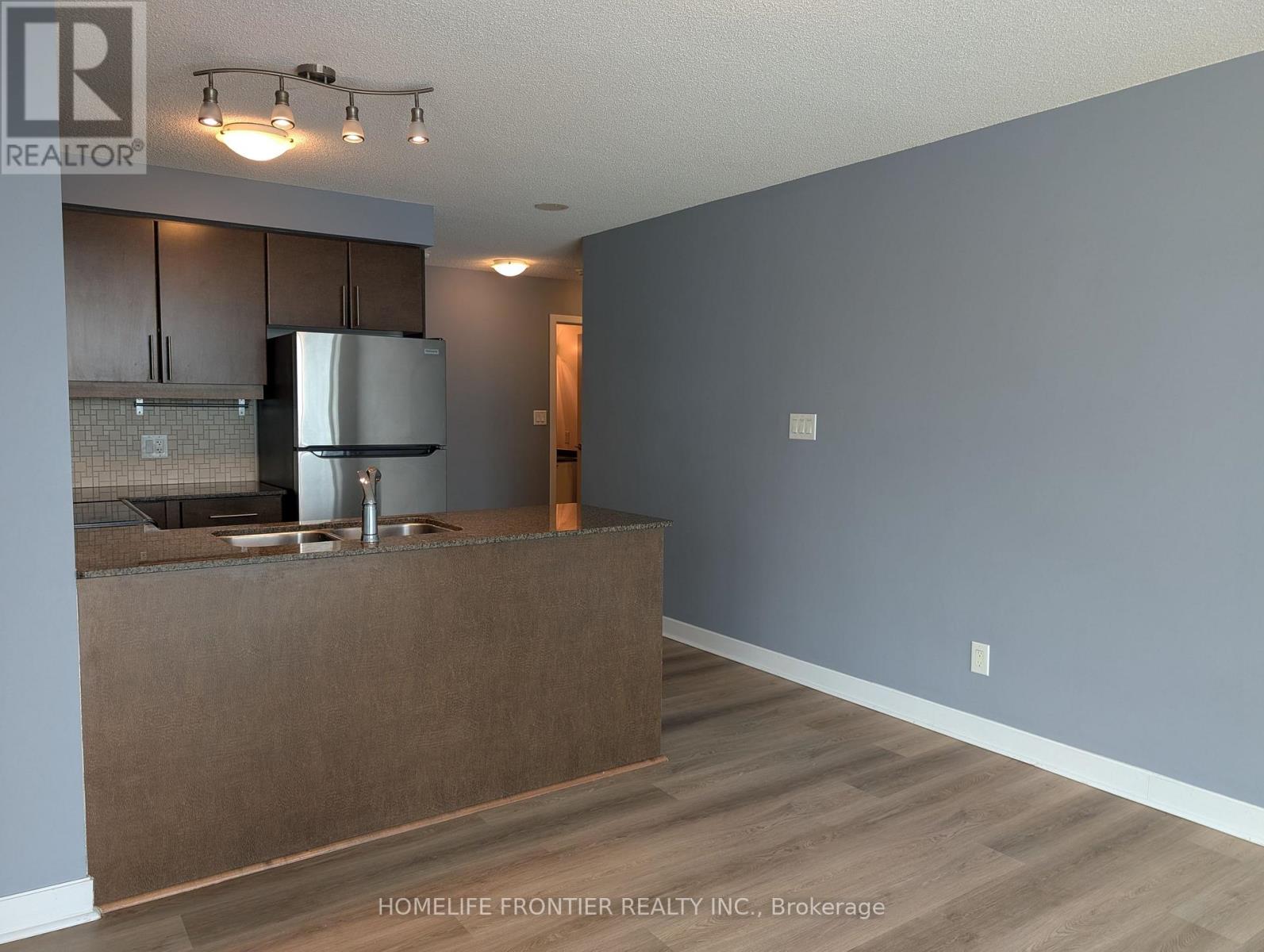 1502 - 18 Harbour Street, Toronto, Ontario  M5J 2Z6 - Photo 6 - C12201511