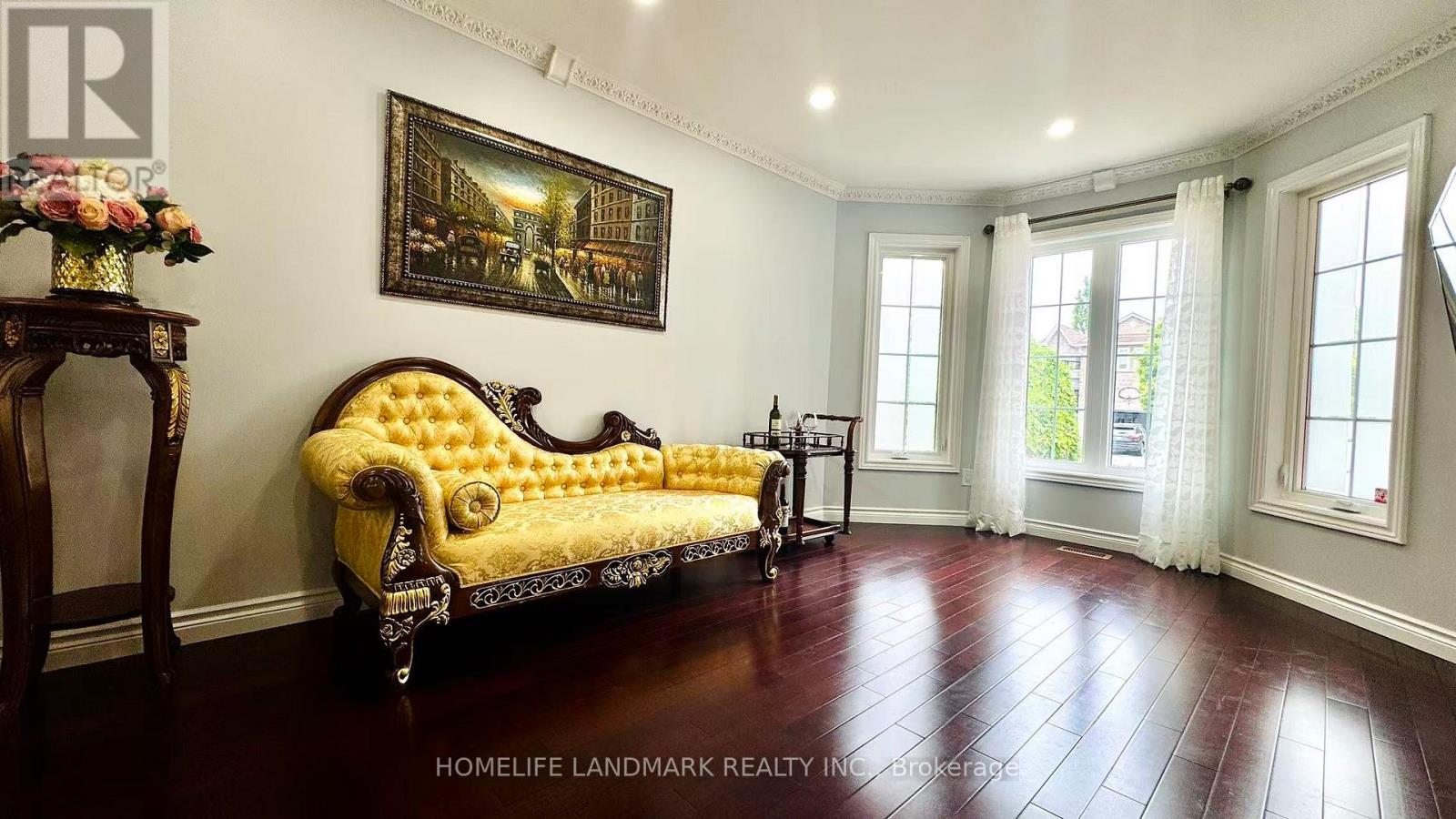 4 Pine Bough Manor, Richmond Hill (Devonsleigh), Ontario  L4S 1A4 - Photo 4 - N12208465