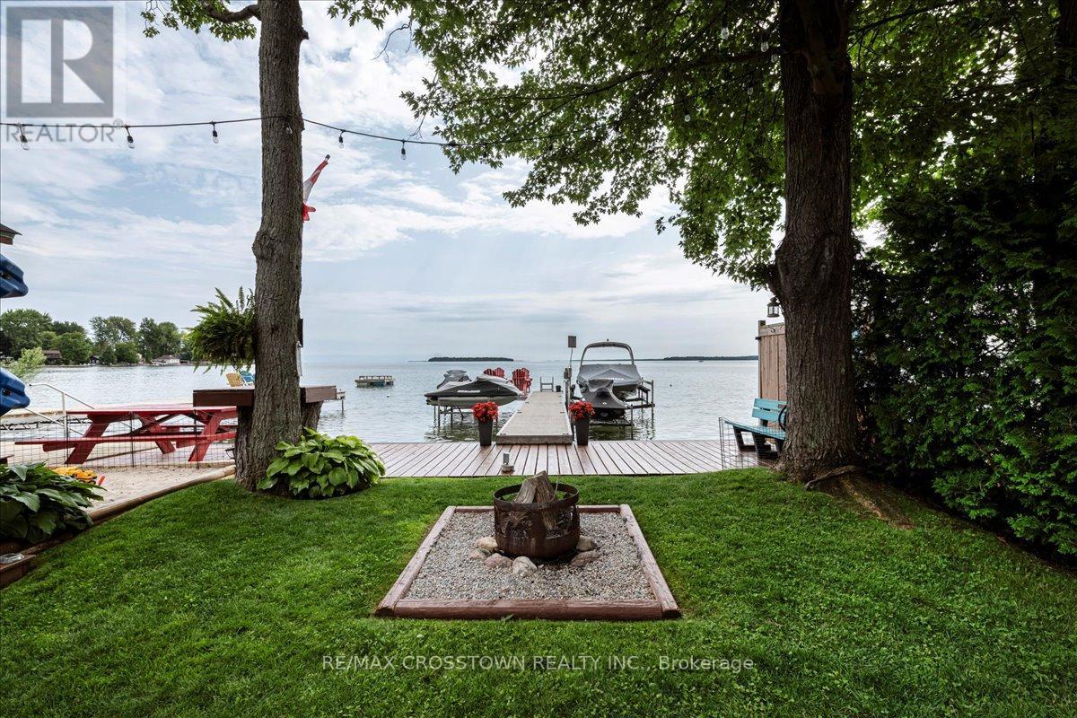 2301 Crystal Beach Road, Innisfil, Ontario  L9S 3W8 - Photo 3 - N12208471