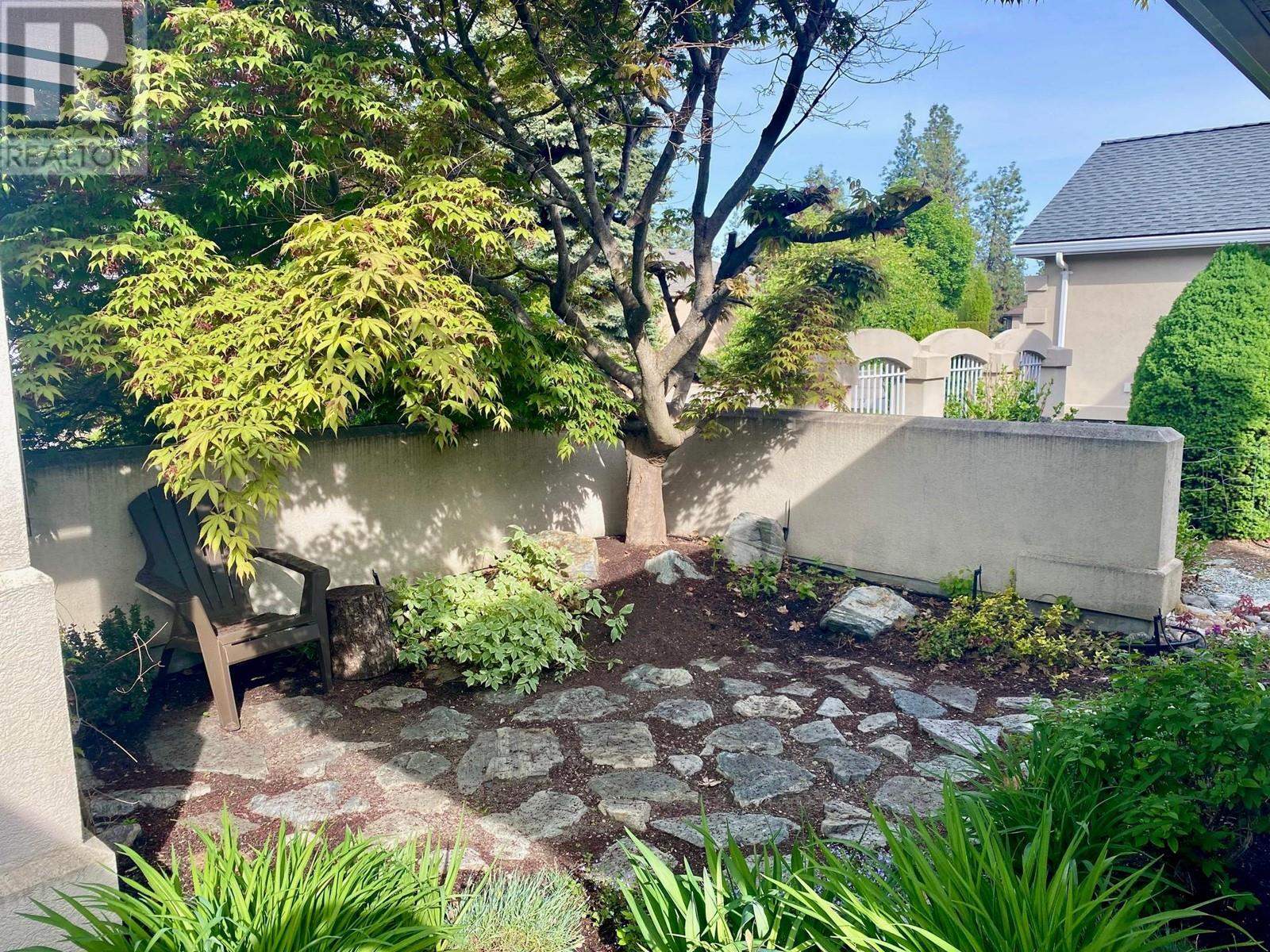 3889 Gallaghers Grange, Kelowna, British Columbia  V1W 3Z9 - Photo 3 - 10346804