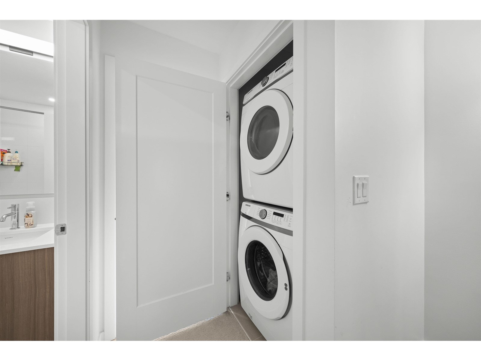 150 15235 Sitka Drive, Surrey, British Columbia  V3S 0A9 - Photo 17 - R3001264