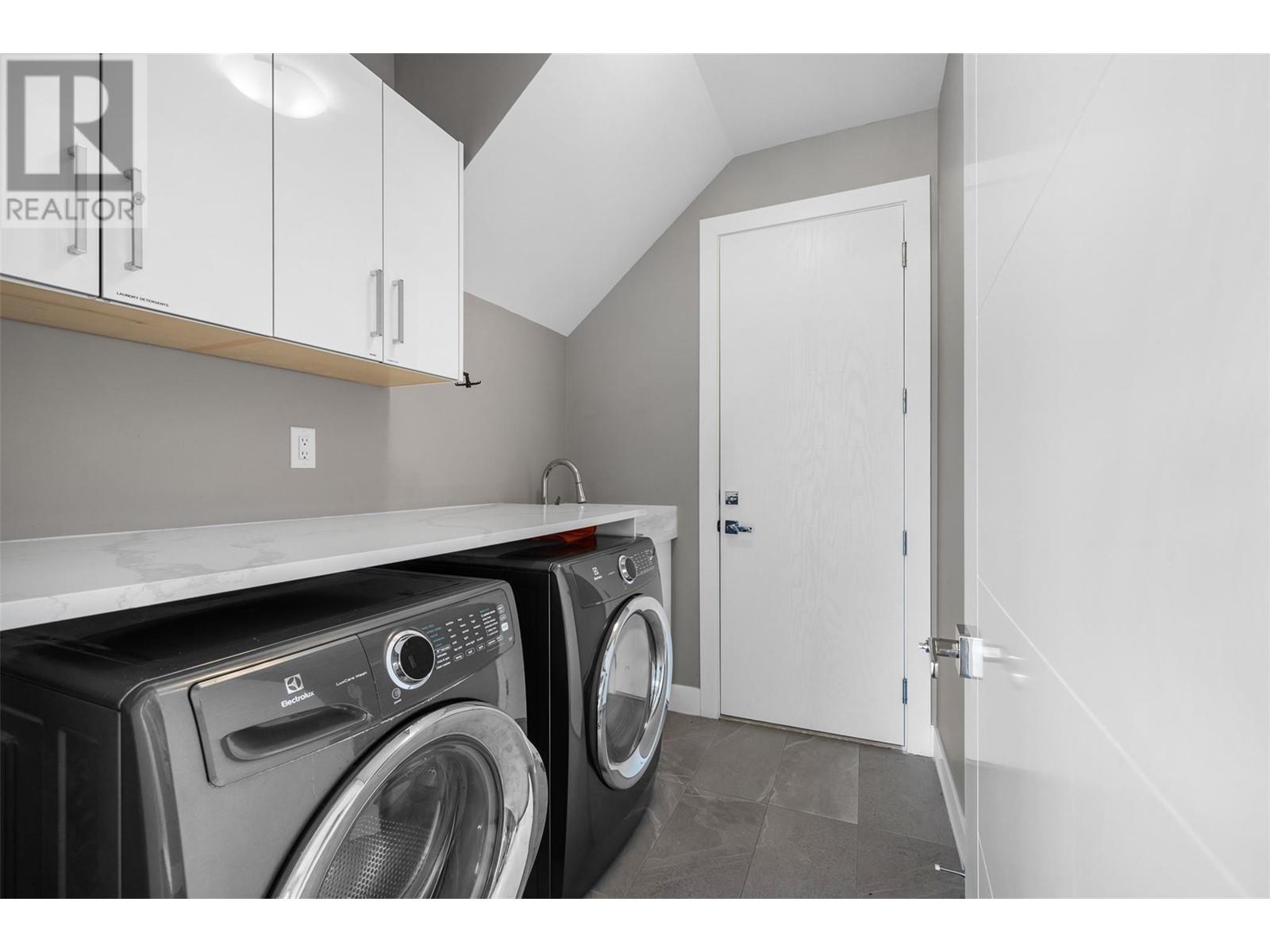 1122 Stockley Street, Kelowna, British Columbia  V1P 1R6 - Photo 33 - 10351446