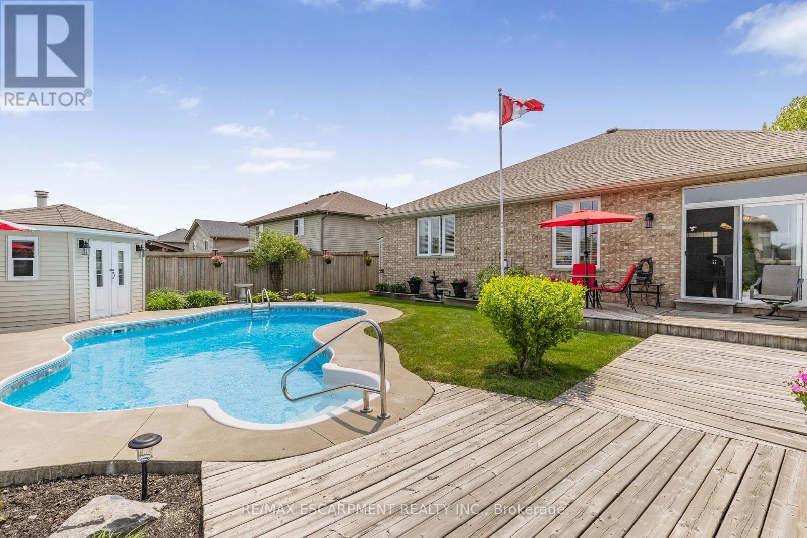 14 Mapleview Drive, Haldimand, Ontario  N0A 1H0 - Photo 42 - X12208467