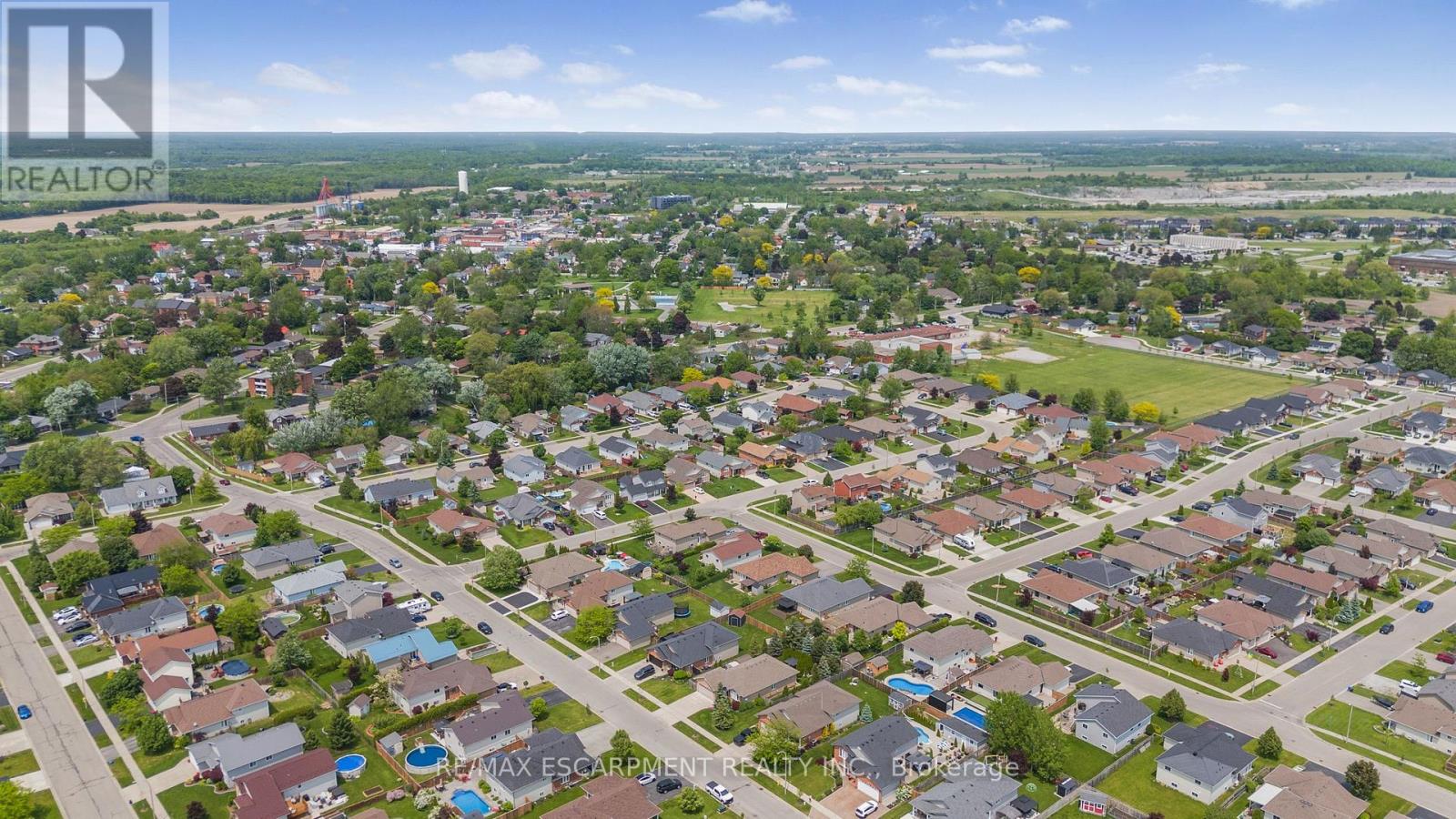 14 Mapleview Drive, Haldimand, Ontario  N0A 1H0 - Photo 49 - X12208467