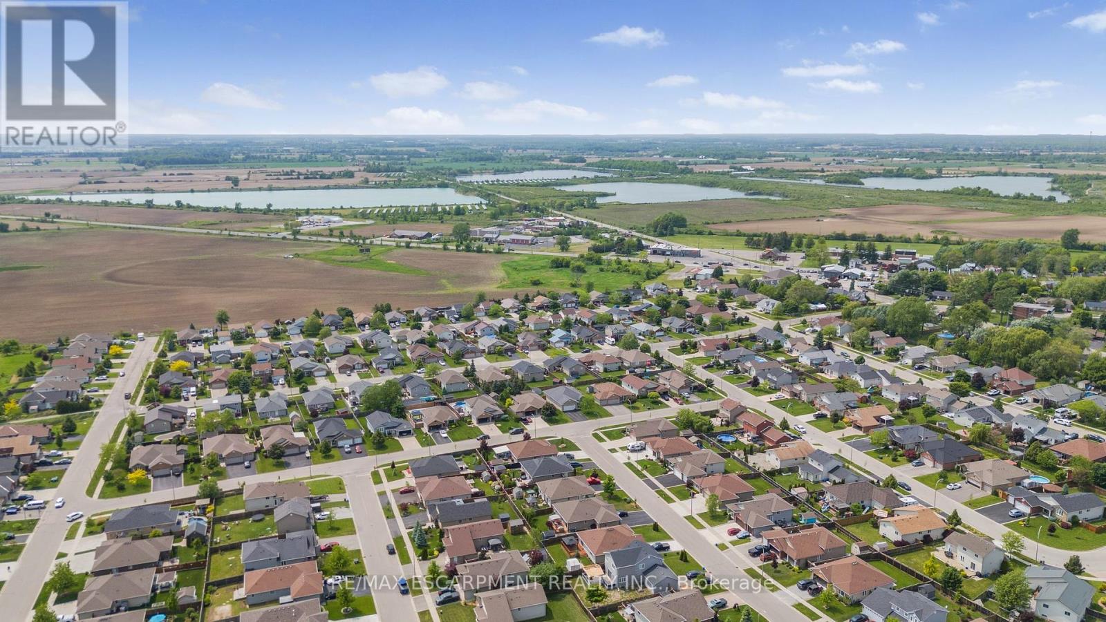 14 Mapleview Drive, Haldimand, Ontario  N0A 1H0 - Photo 50 - X12208467