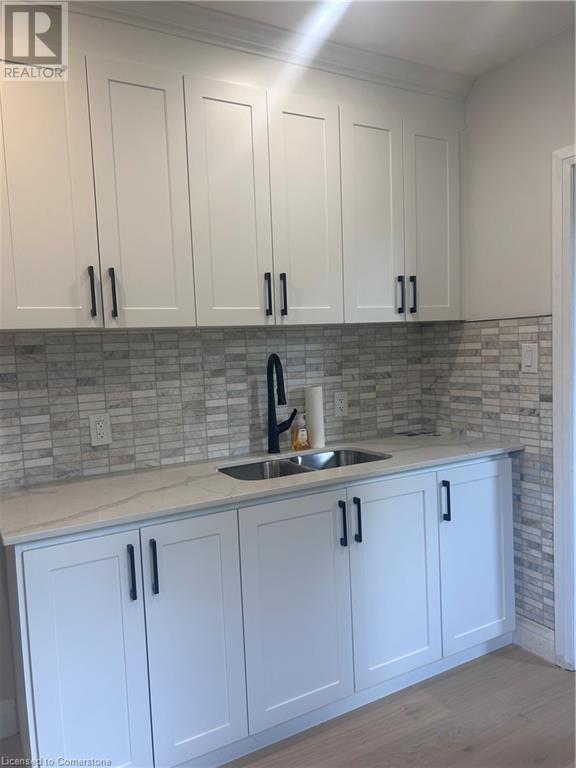 74 St Clair Avenue Unit# Upper, Kitchener, Ontario  N2M 3Z4 - Photo 2 - 40730332