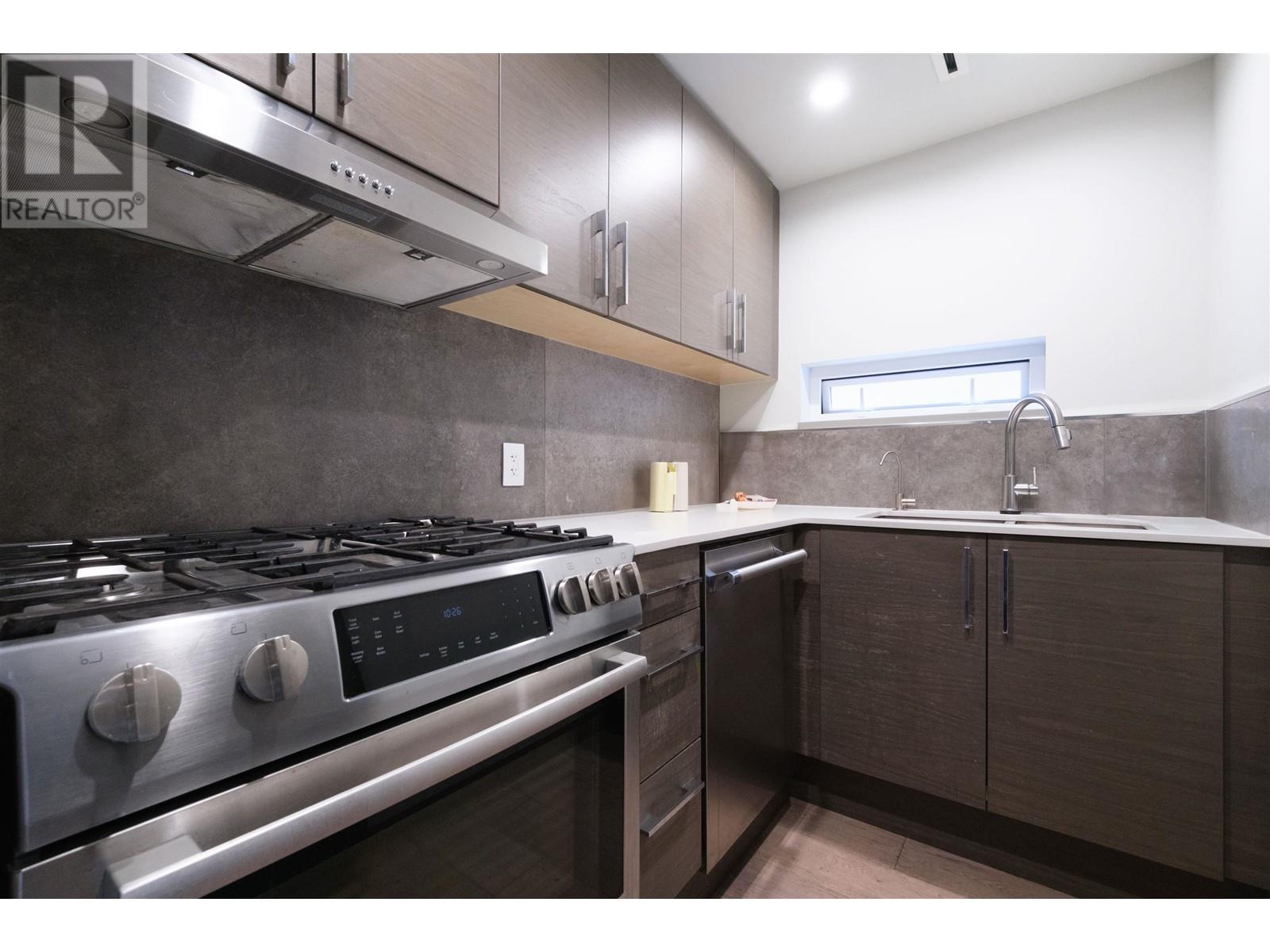 6507 Waltham Avenue, Burnaby, British Columbia  V5H 3V6 - Photo 10 - R3013249