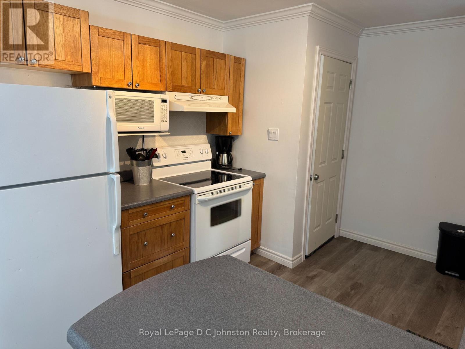 #1 & #2 - 341 Palmerston Street, Saugeen Shores, Ontario  N0H 2L0 - Photo 5 - X12024743