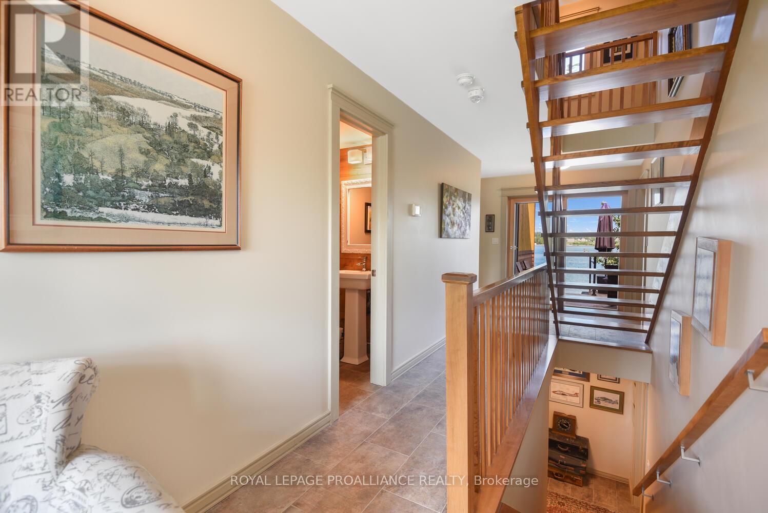 34 Tuttle Point W, Edwardsburgh/cardinal, Ontario  K0E 1T1 - Photo 11 - X12208503