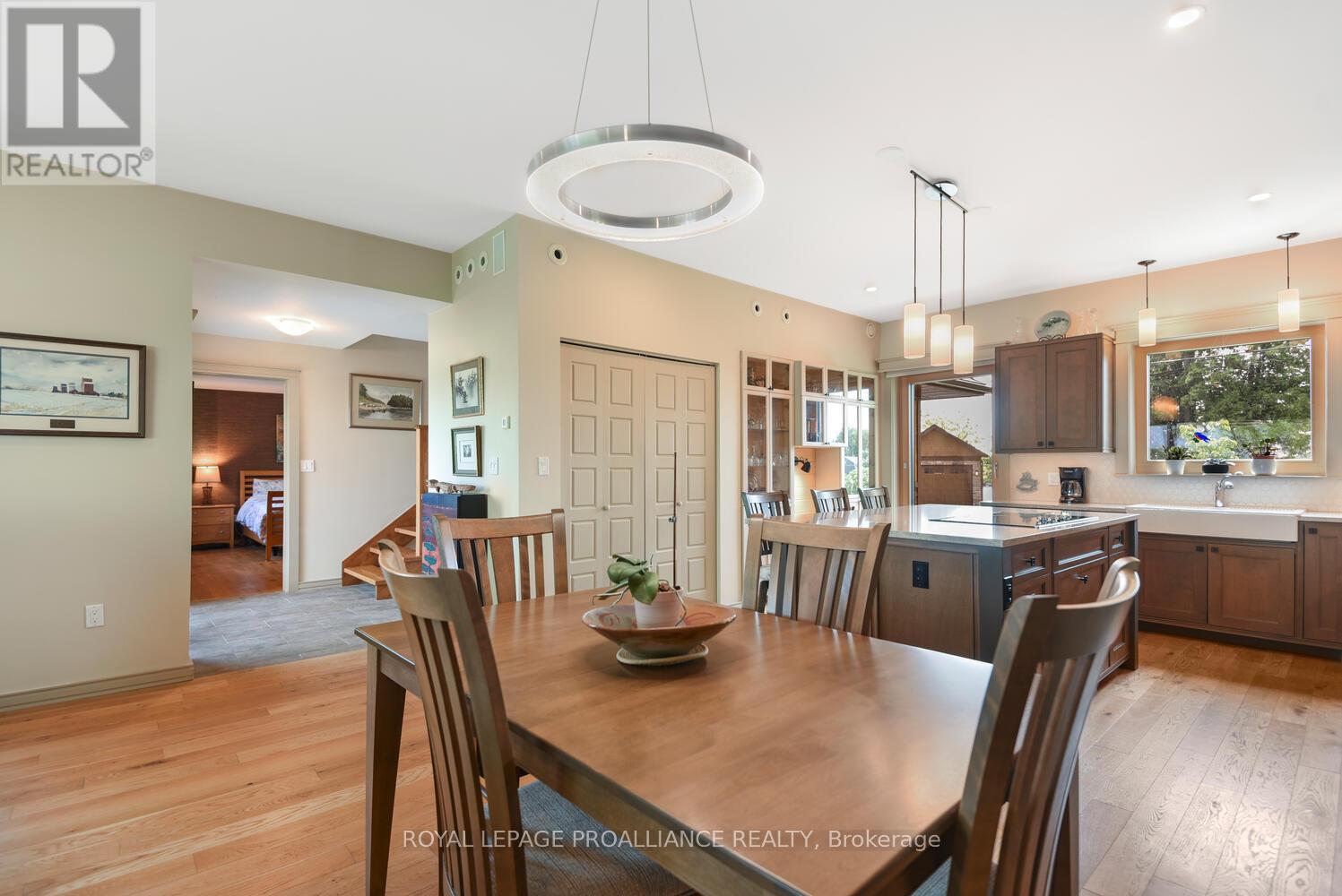 34 Tuttle Point W, Edwardsburgh/cardinal, Ontario  K0E 1T1 - Photo 16 - X12208503