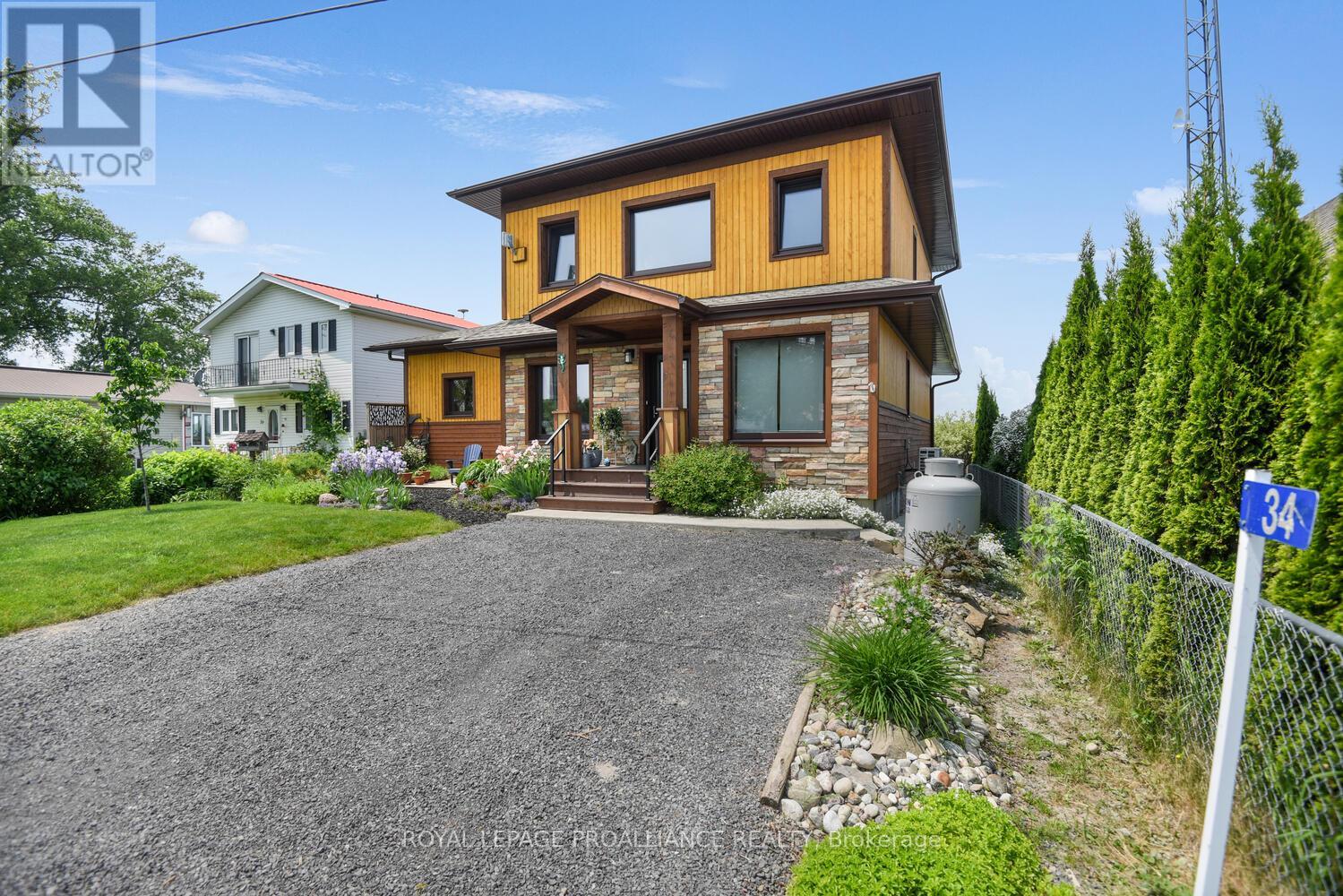 34 Tuttle Point W, Edwardsburgh/cardinal, Ontario  K0E 1T1 - Photo 4 - X12208503