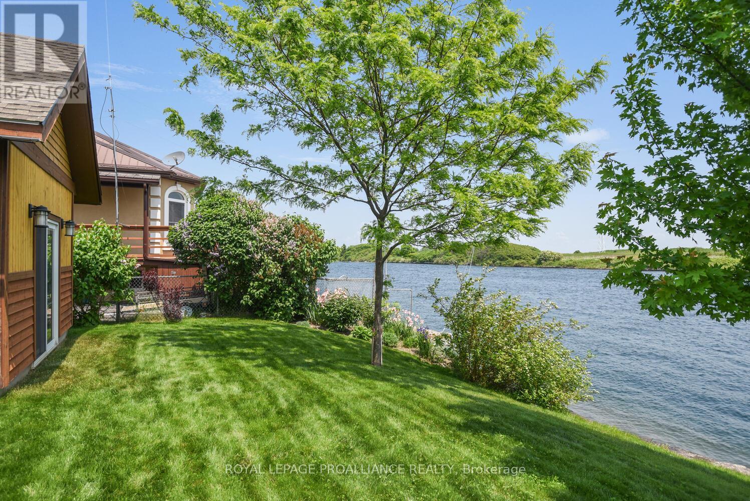 34 Tuttle Point W, Edwardsburgh/cardinal, Ontario  K0E 1T1 - Photo 40 - X12208503