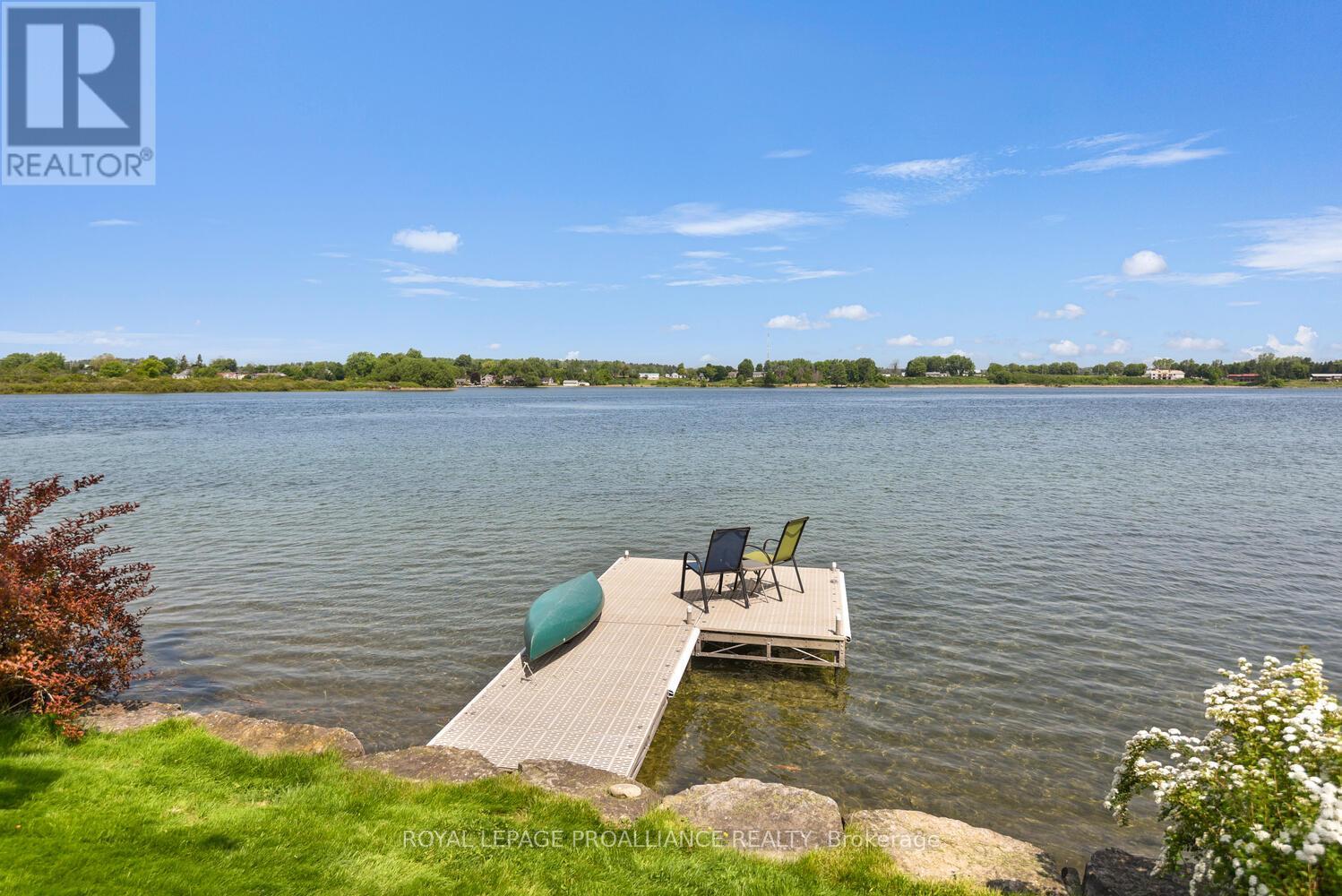 34 Tuttle Point W, Edwardsburgh/cardinal, Ontario  K0E 1T1 - Photo 8 - X12208503