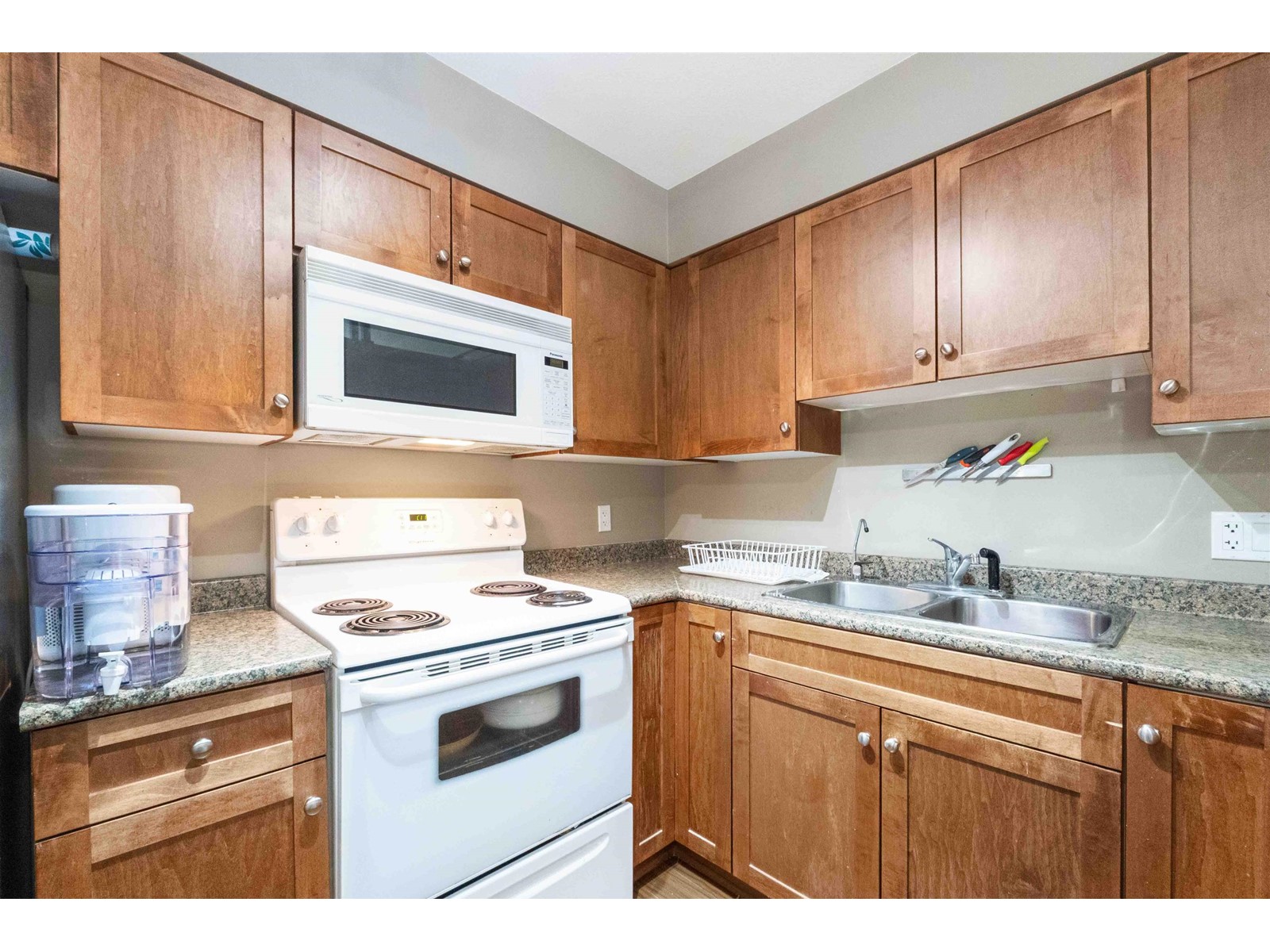 101 33960 Old Yale Road, Abbotsford, British Columbia  V2S 2J9 - Photo 8 - R3011129