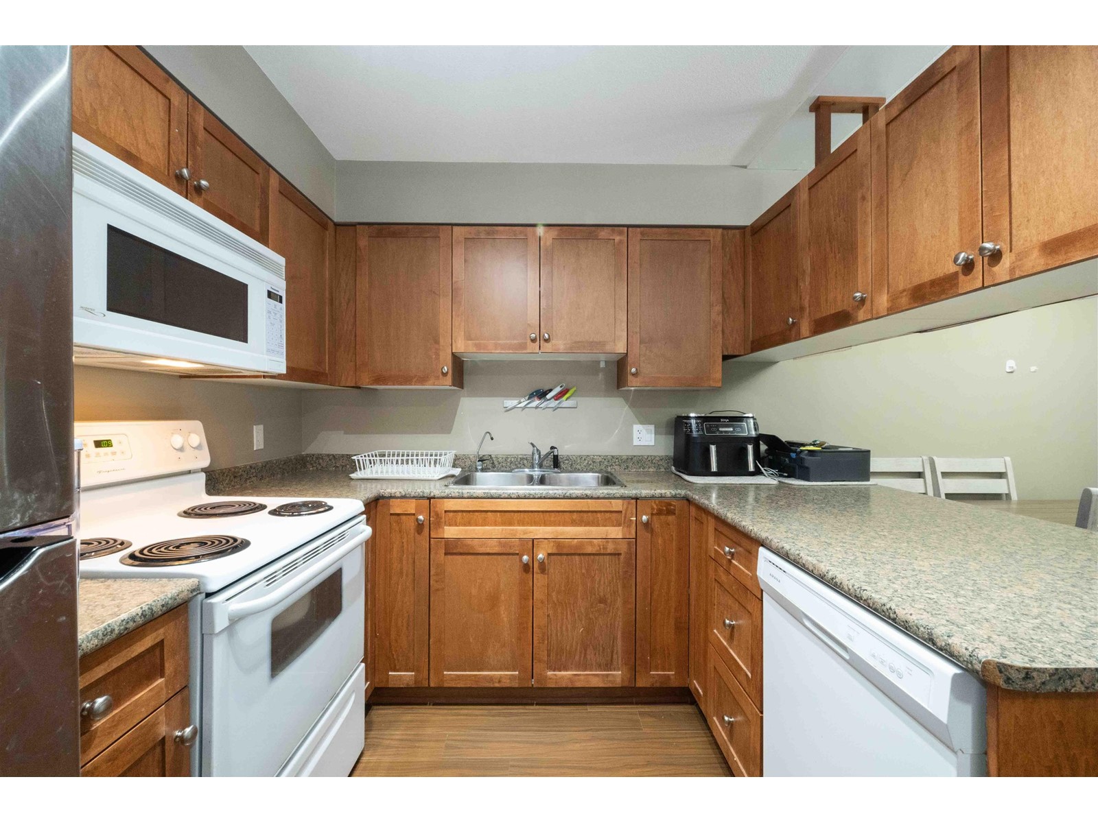 101 33960 Old Yale Road, Abbotsford, British Columbia  V2S 2J9 - Photo 7 - R3011129