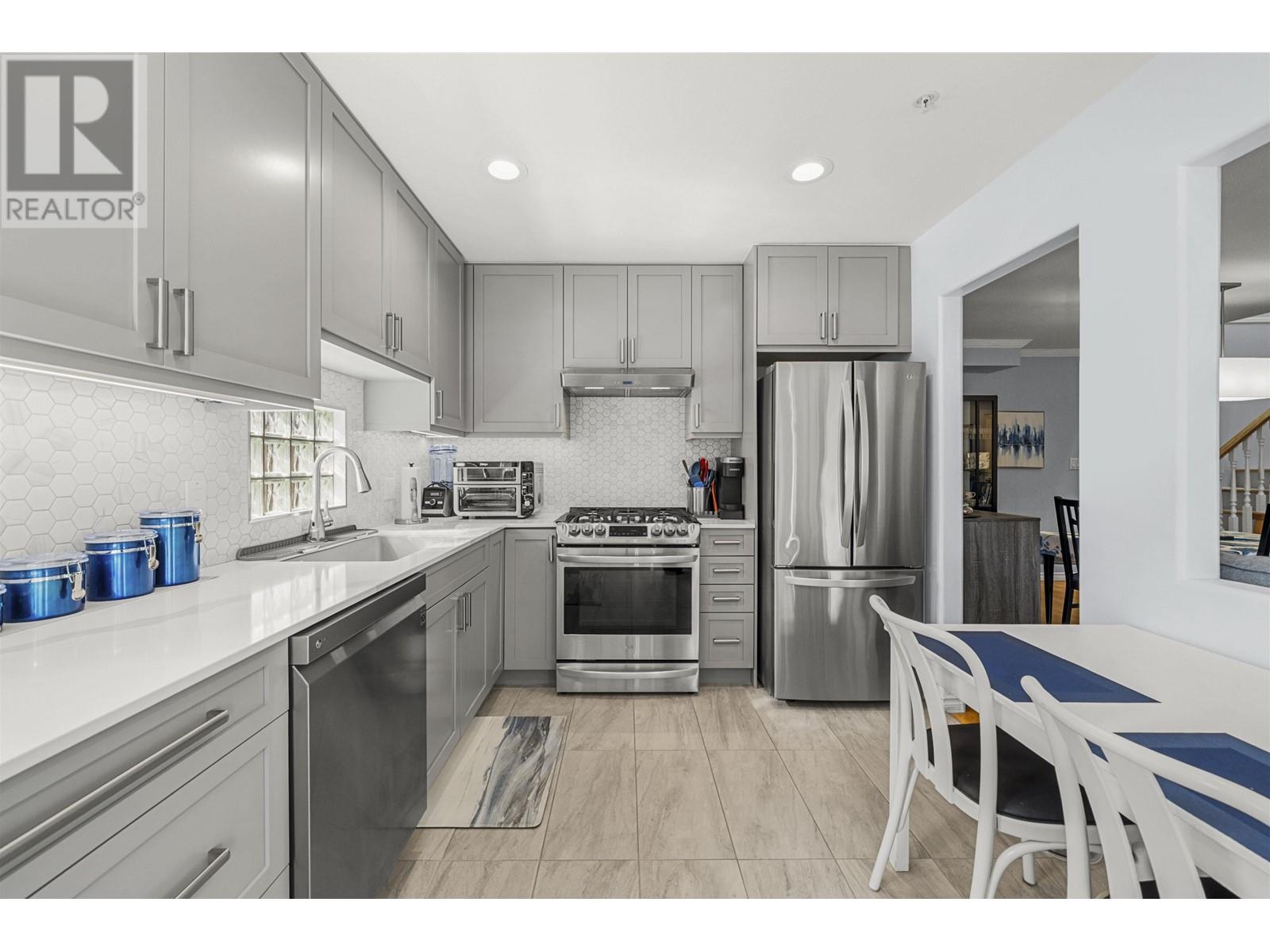 E 4420 Albert Street, Burnaby, British Columbia  V5C 2G2 - Photo 4 - R3013222