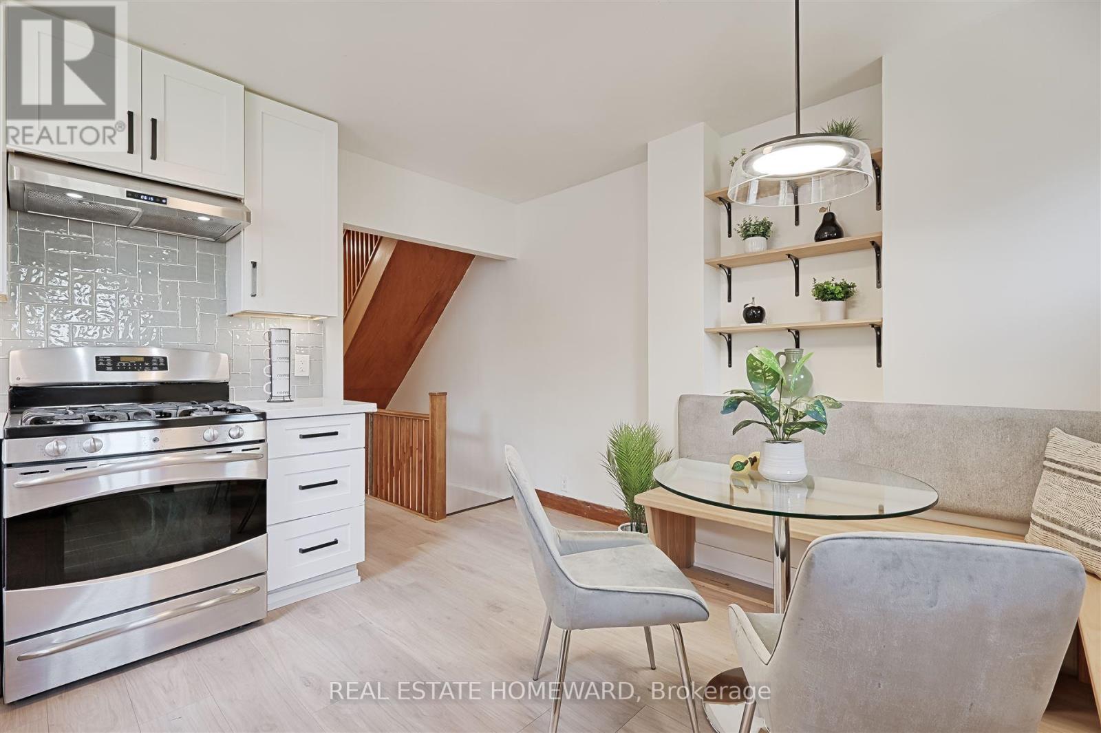 715 Vaughan Road, Toronto, Ontario  M6E 2Y8 - Photo 17 - C12208476